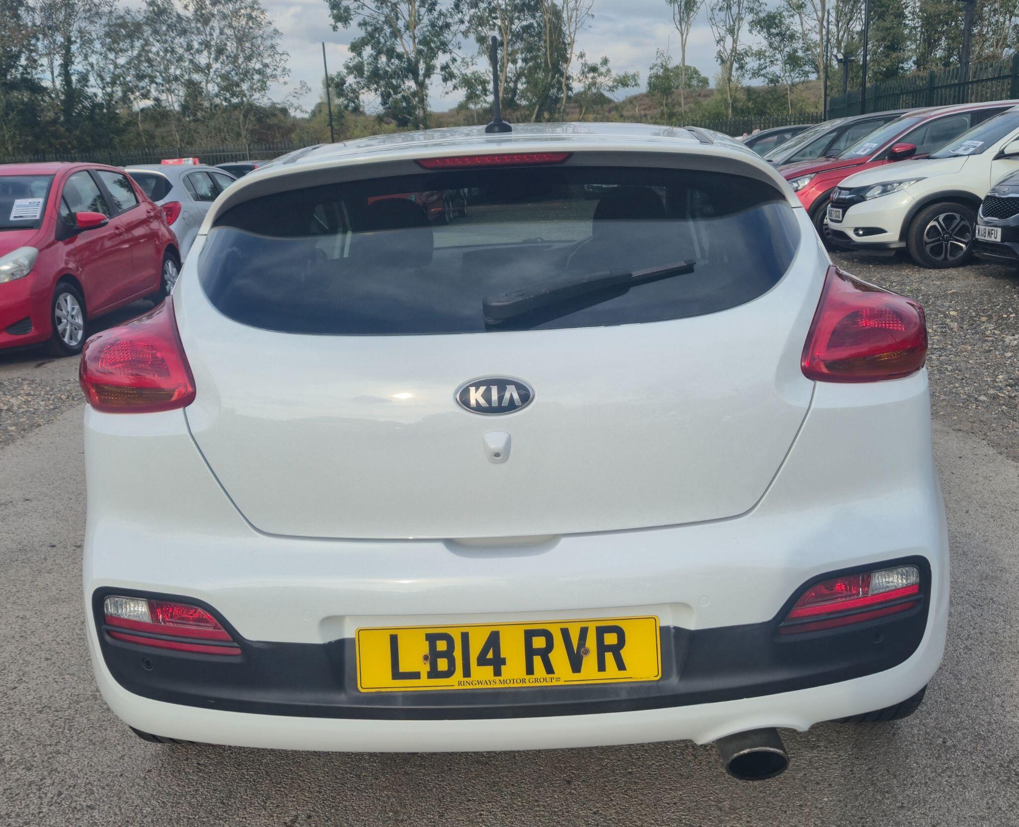 Kia Proceed view 15