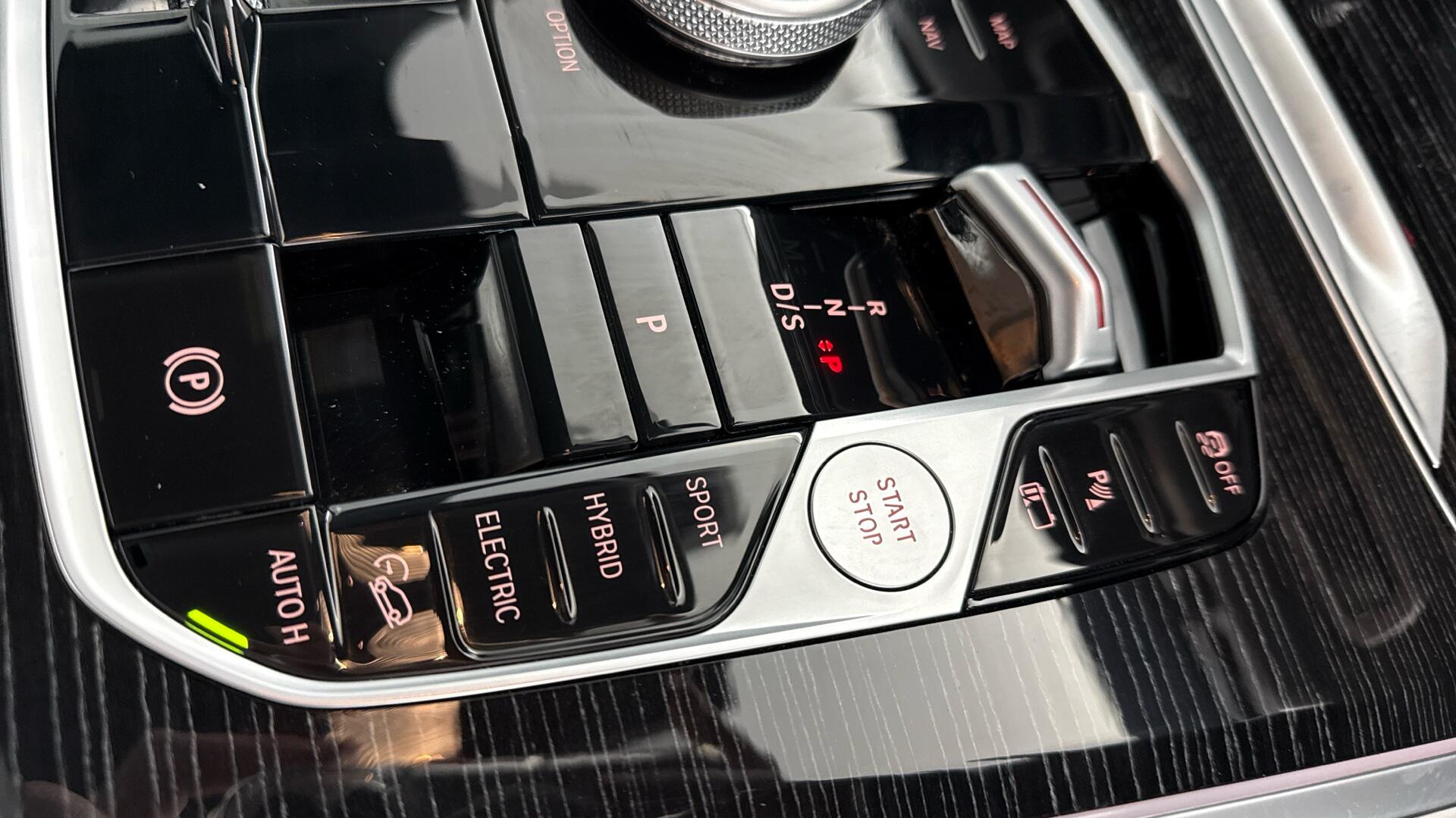 BMW X5 view 19