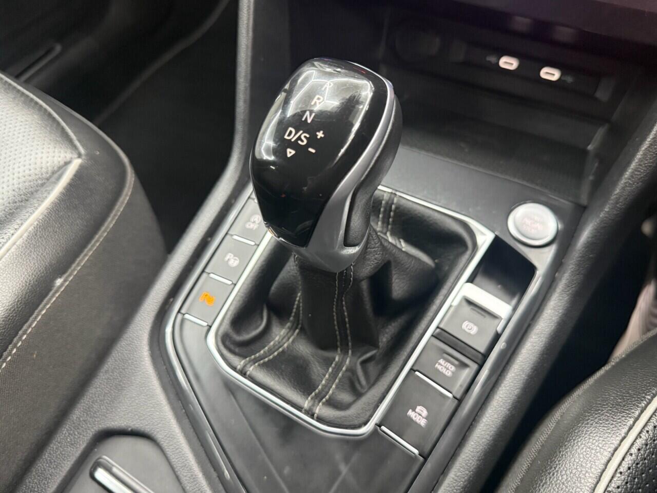 Volkswagen Tiguan Allspace view 24