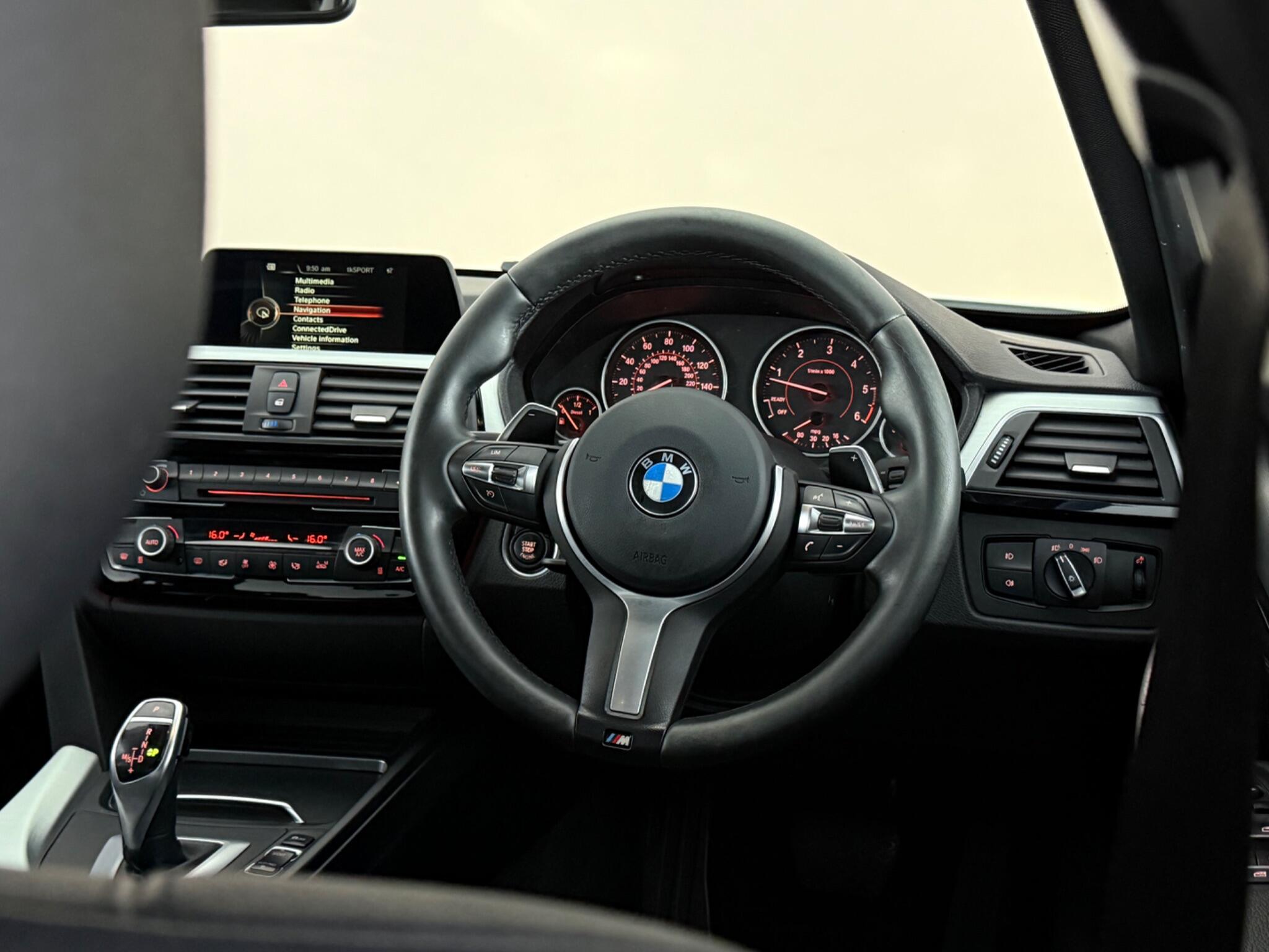 BMW 3 Series view 13