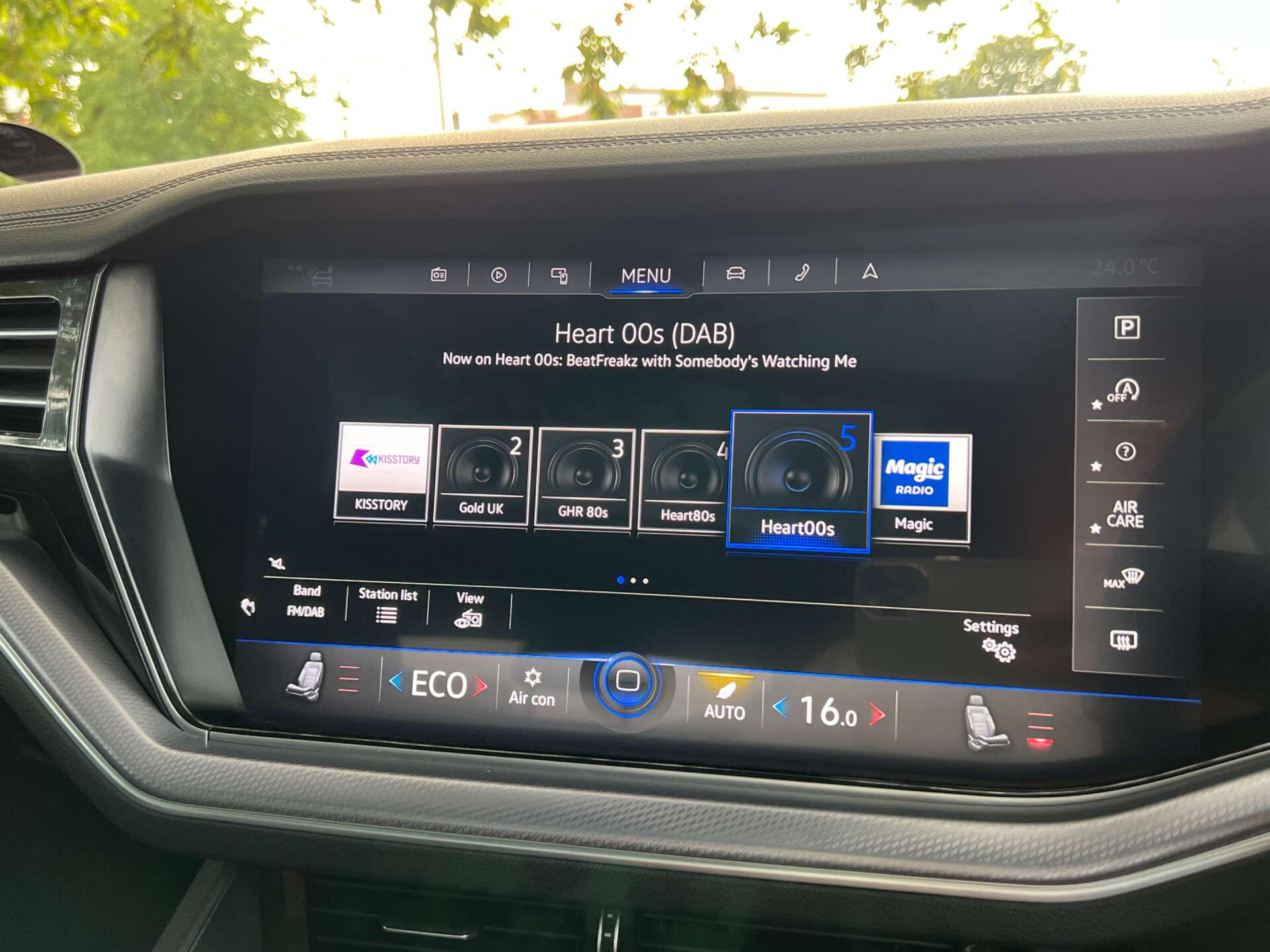 Volkswagen Touareg view 47