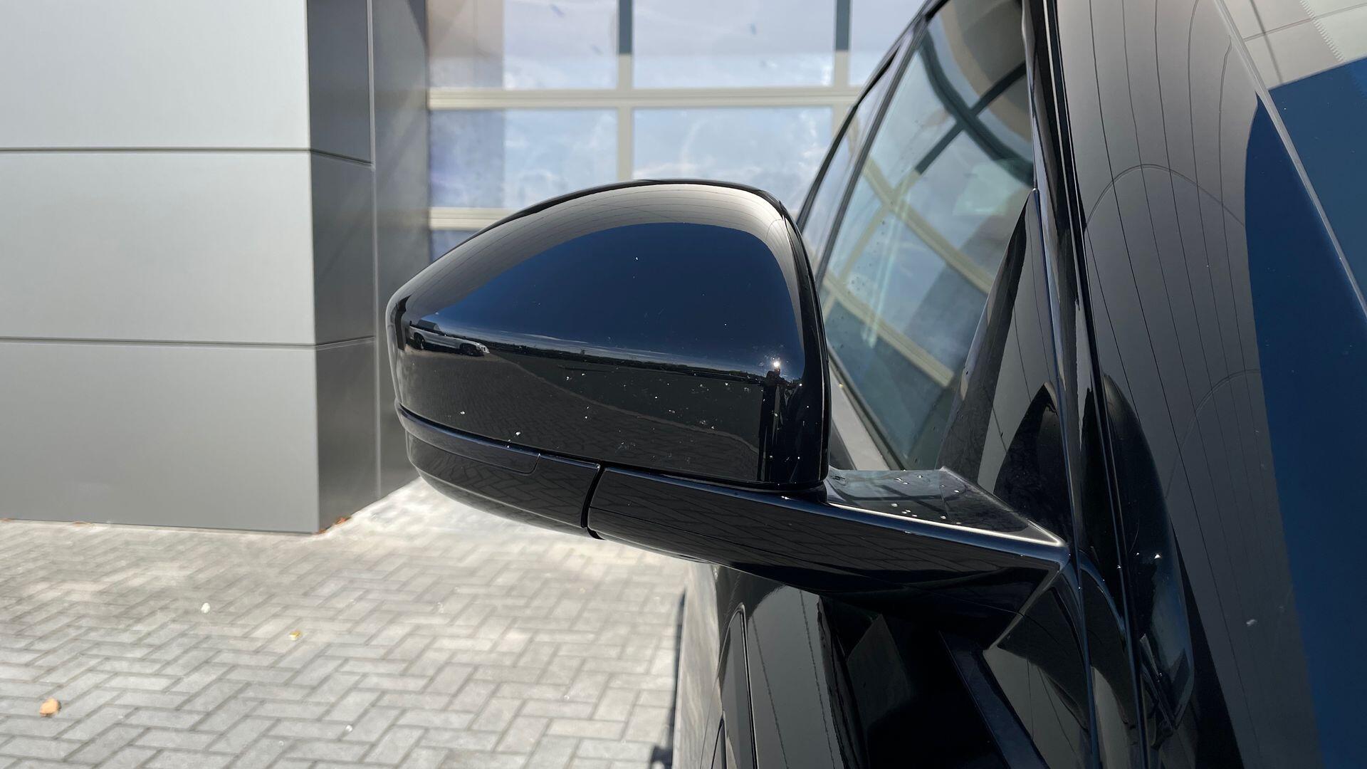Land Rover Range Rover Evoque view 29