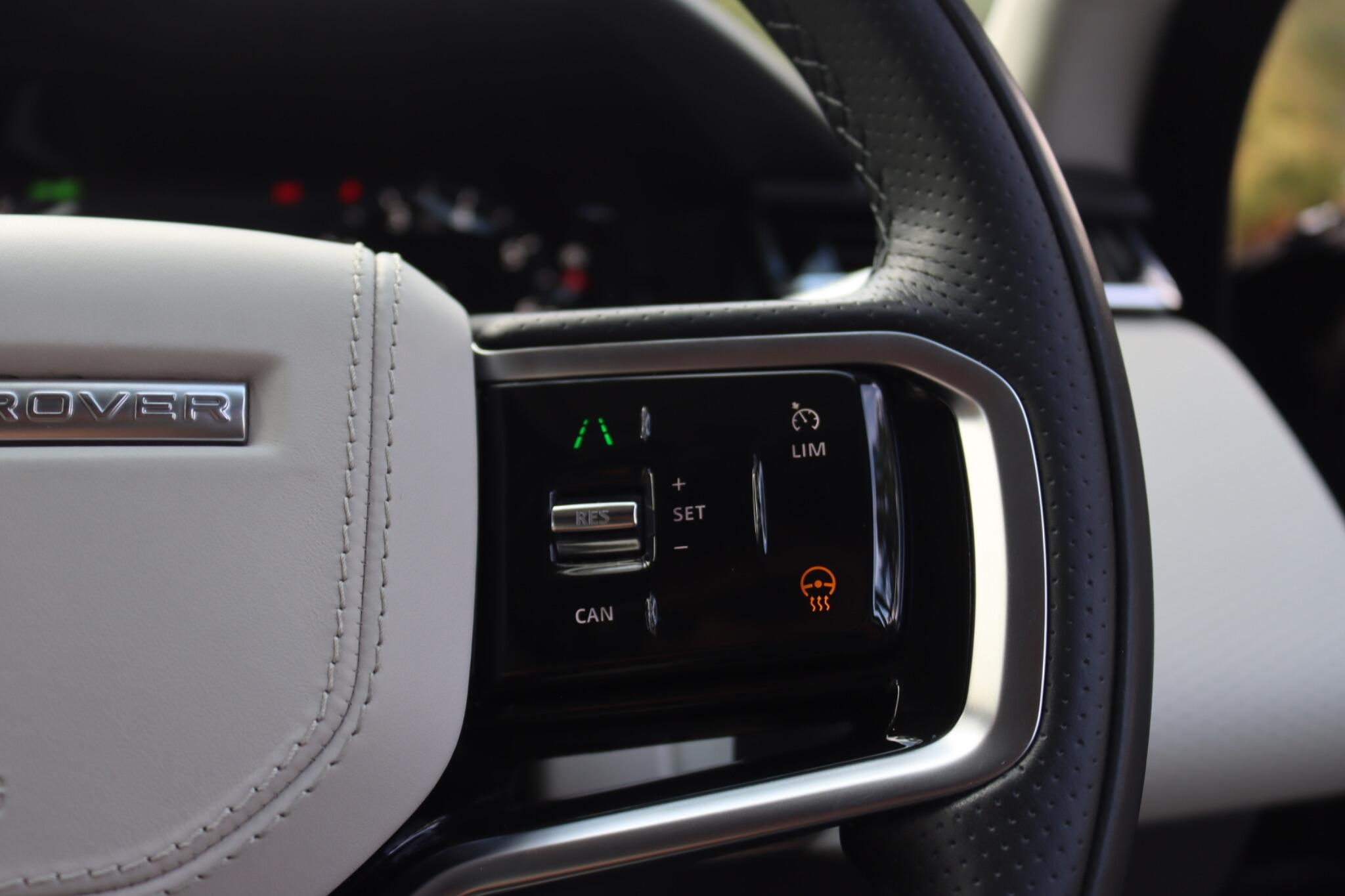 Land Rover Range Rover Velar view 49