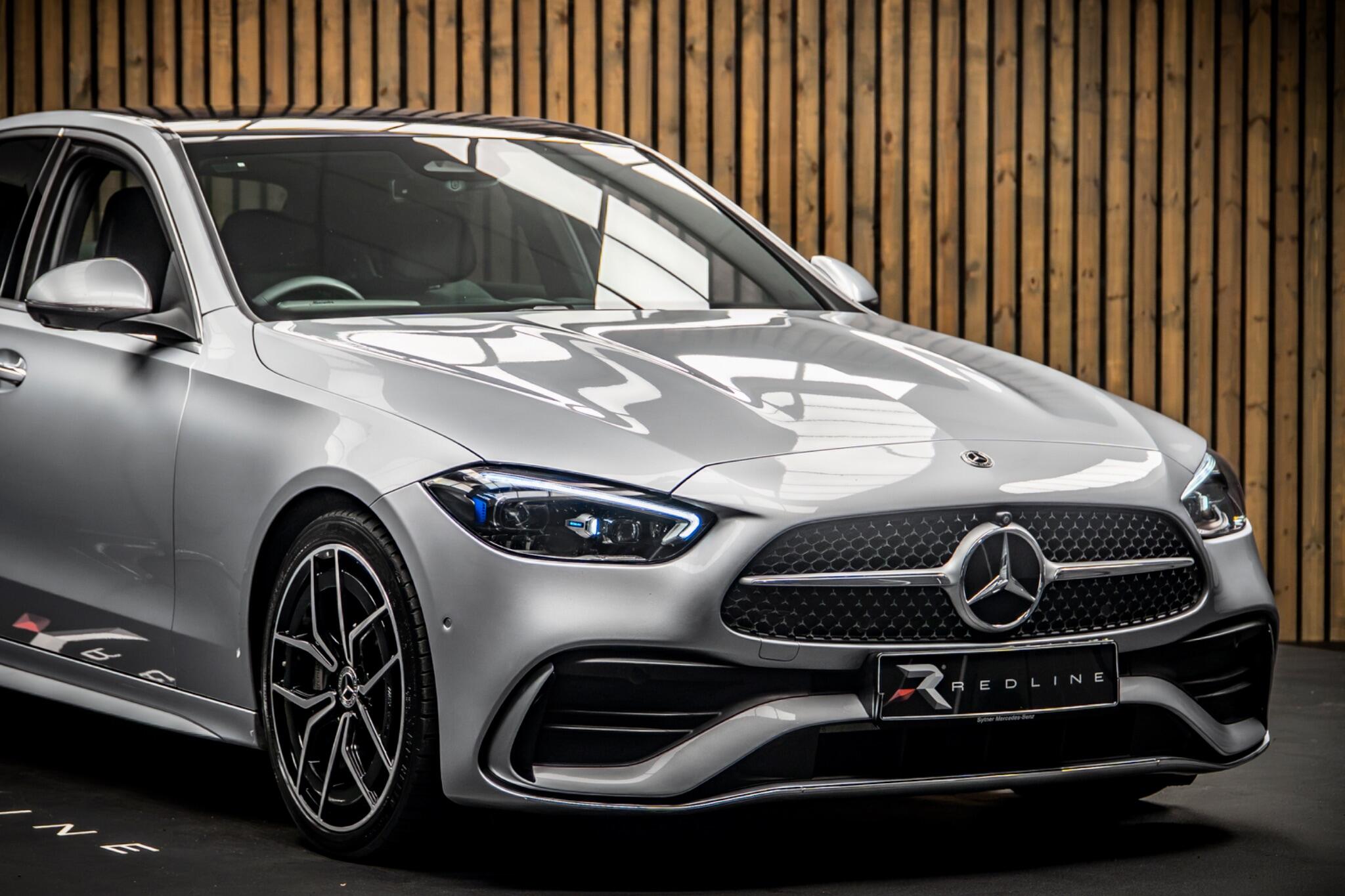 Mercedes-Benz C-Class view 12