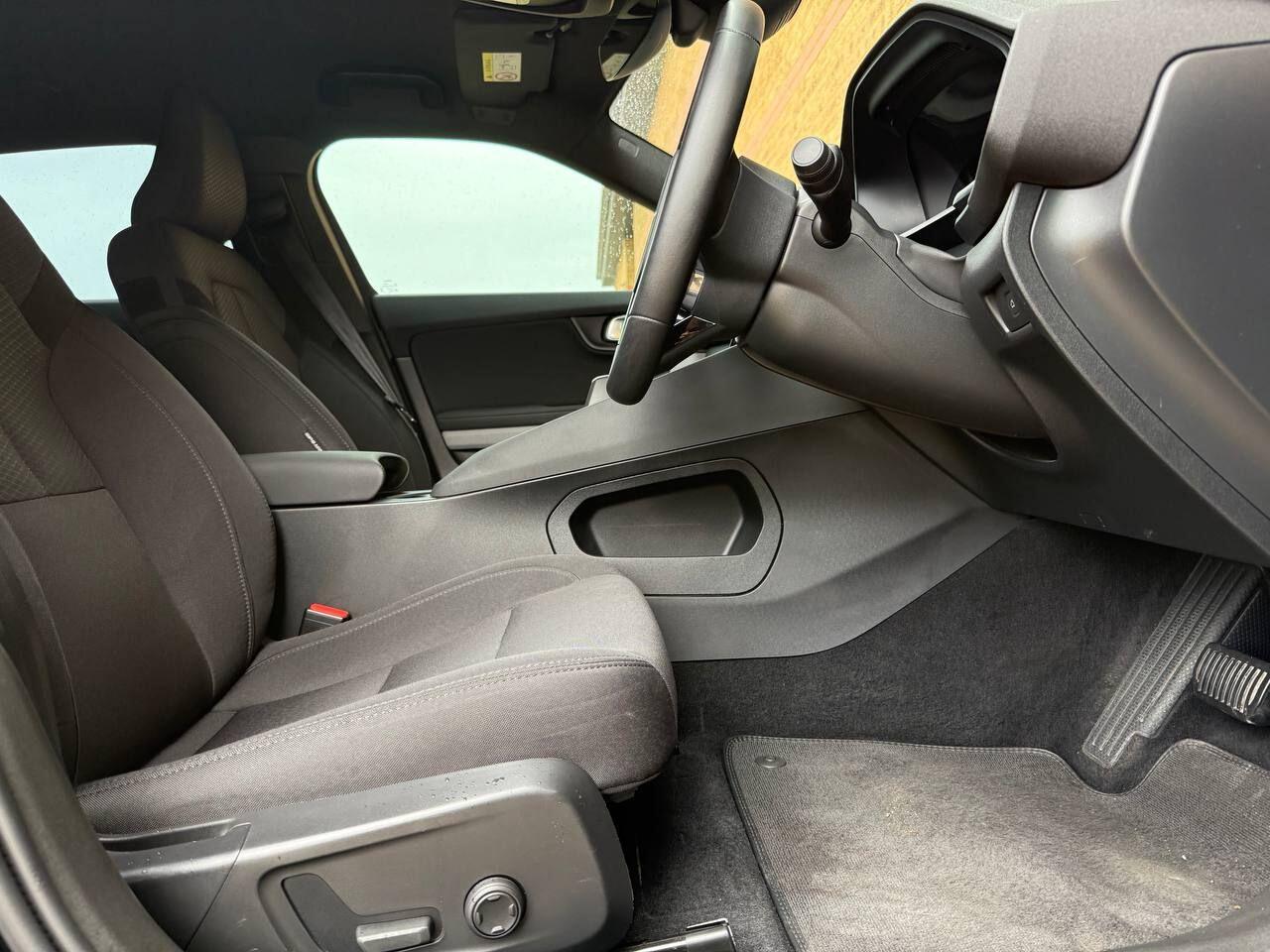 Polestar 2 view 64