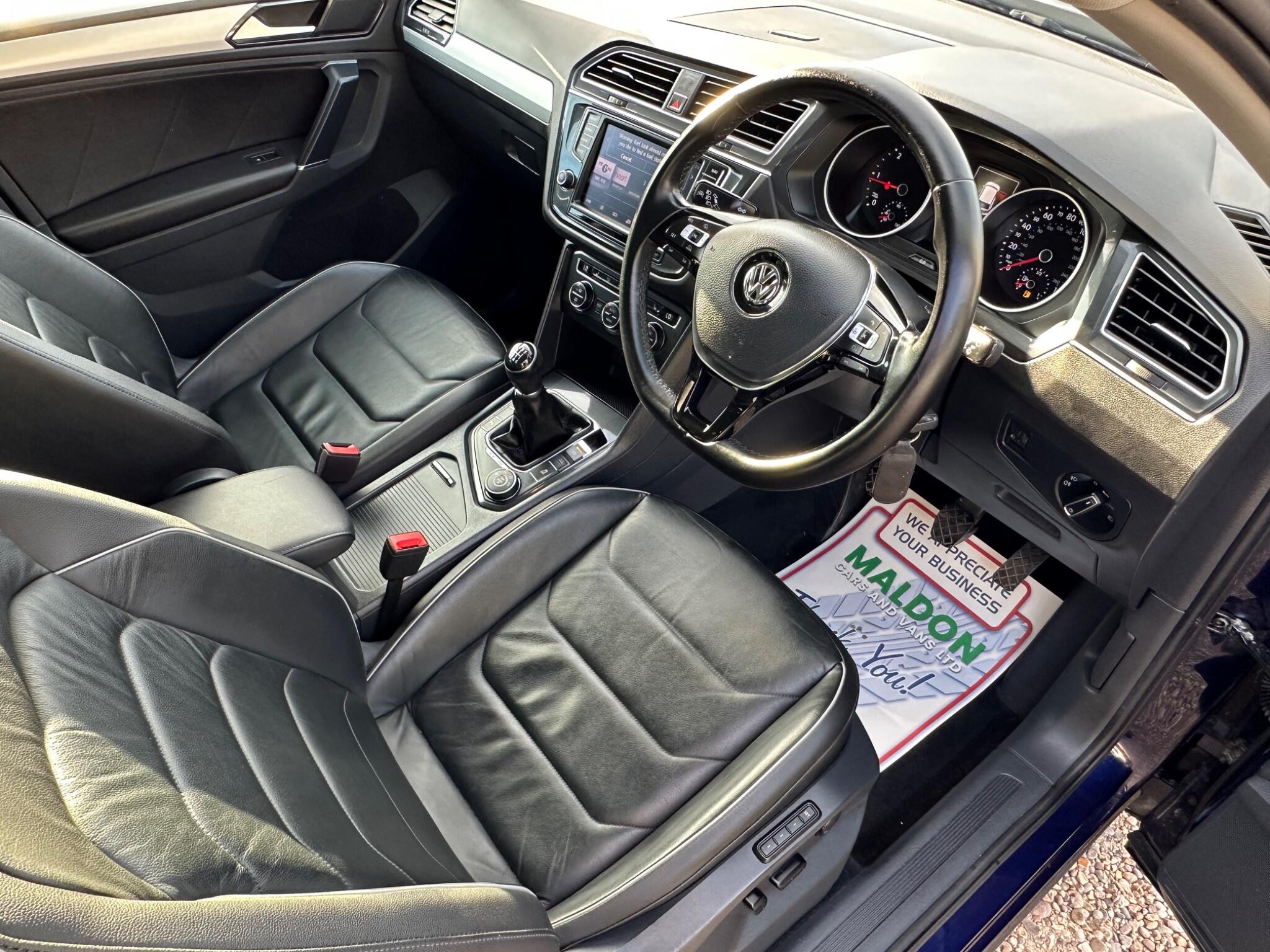 Volkswagen Tiguan view 9