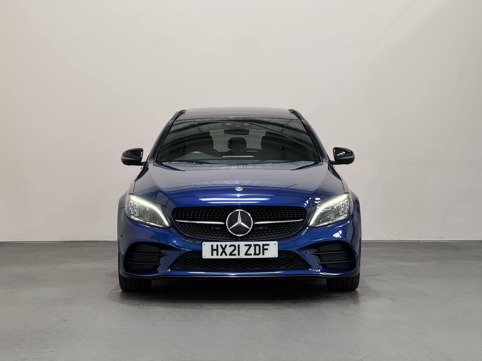 Mercedes-Benz C Class view 5