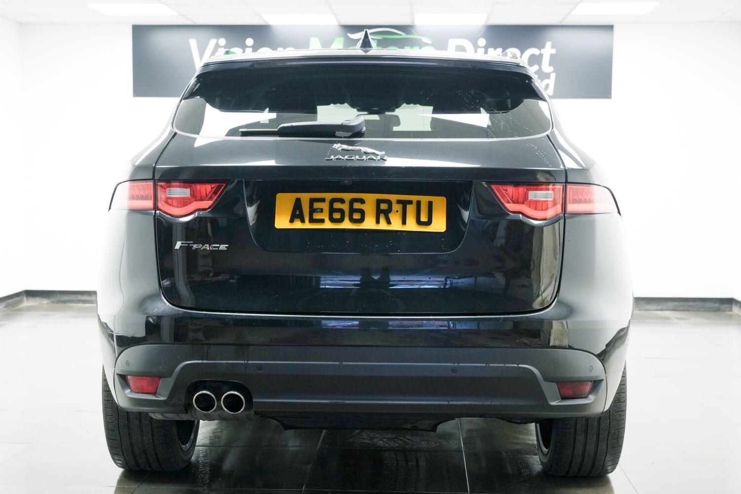 Jaguar F-Pace view 2