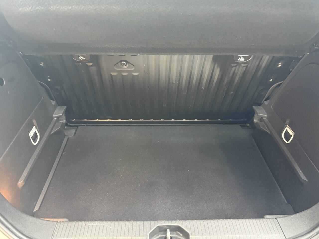 Vauxhall Corsa view 33