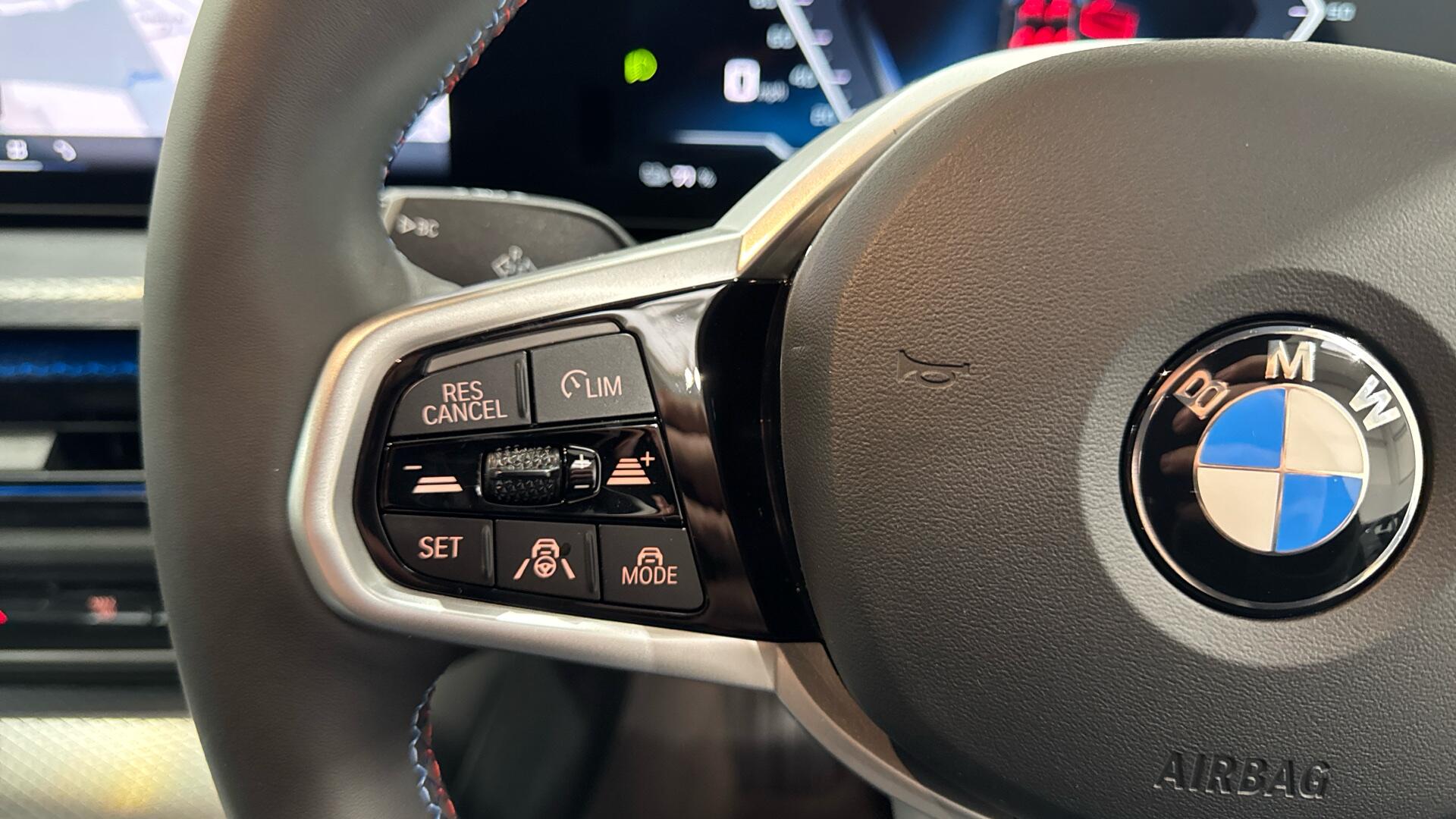 BMW I4 view 17