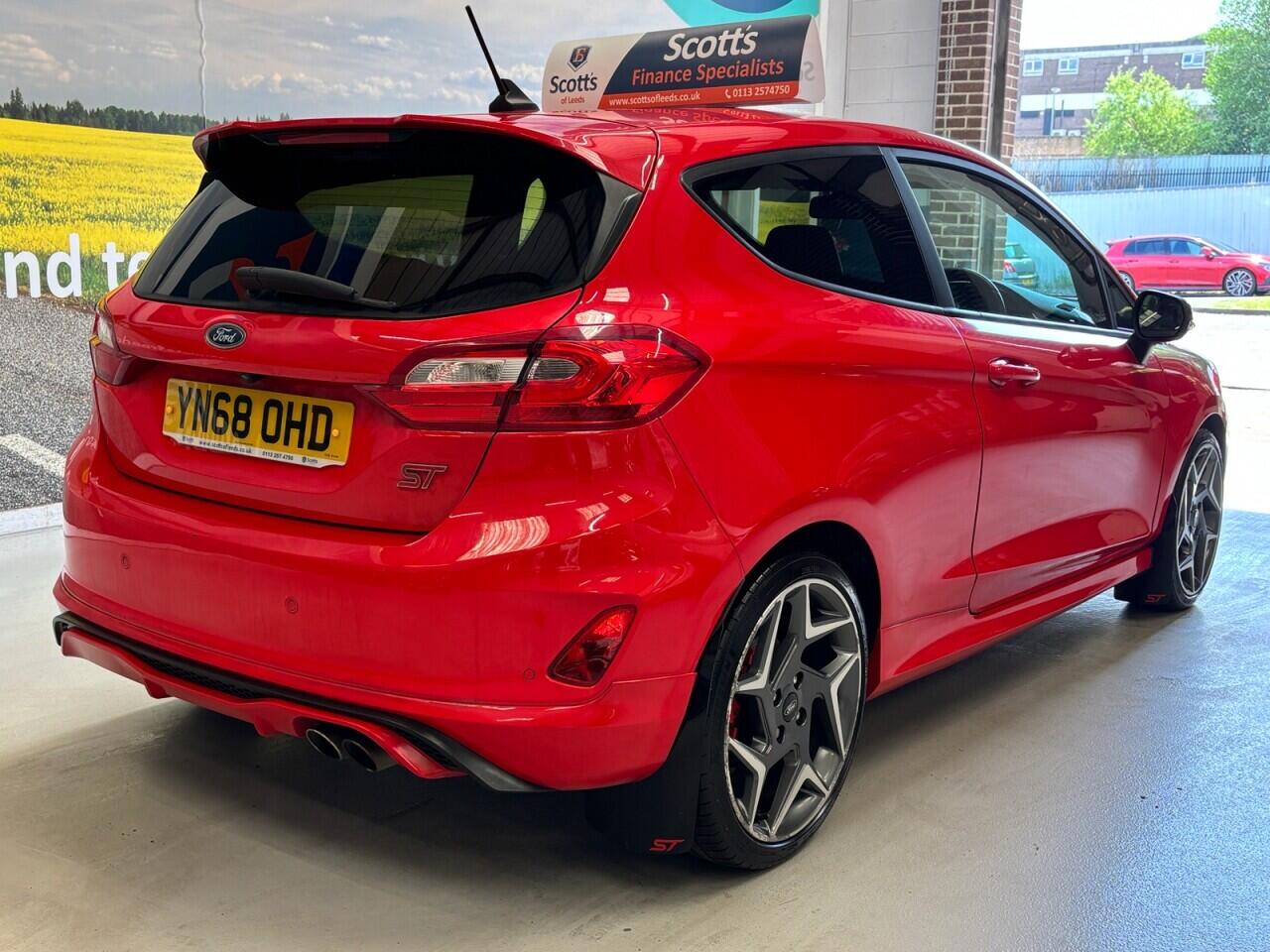 Ford Fiesta view 5