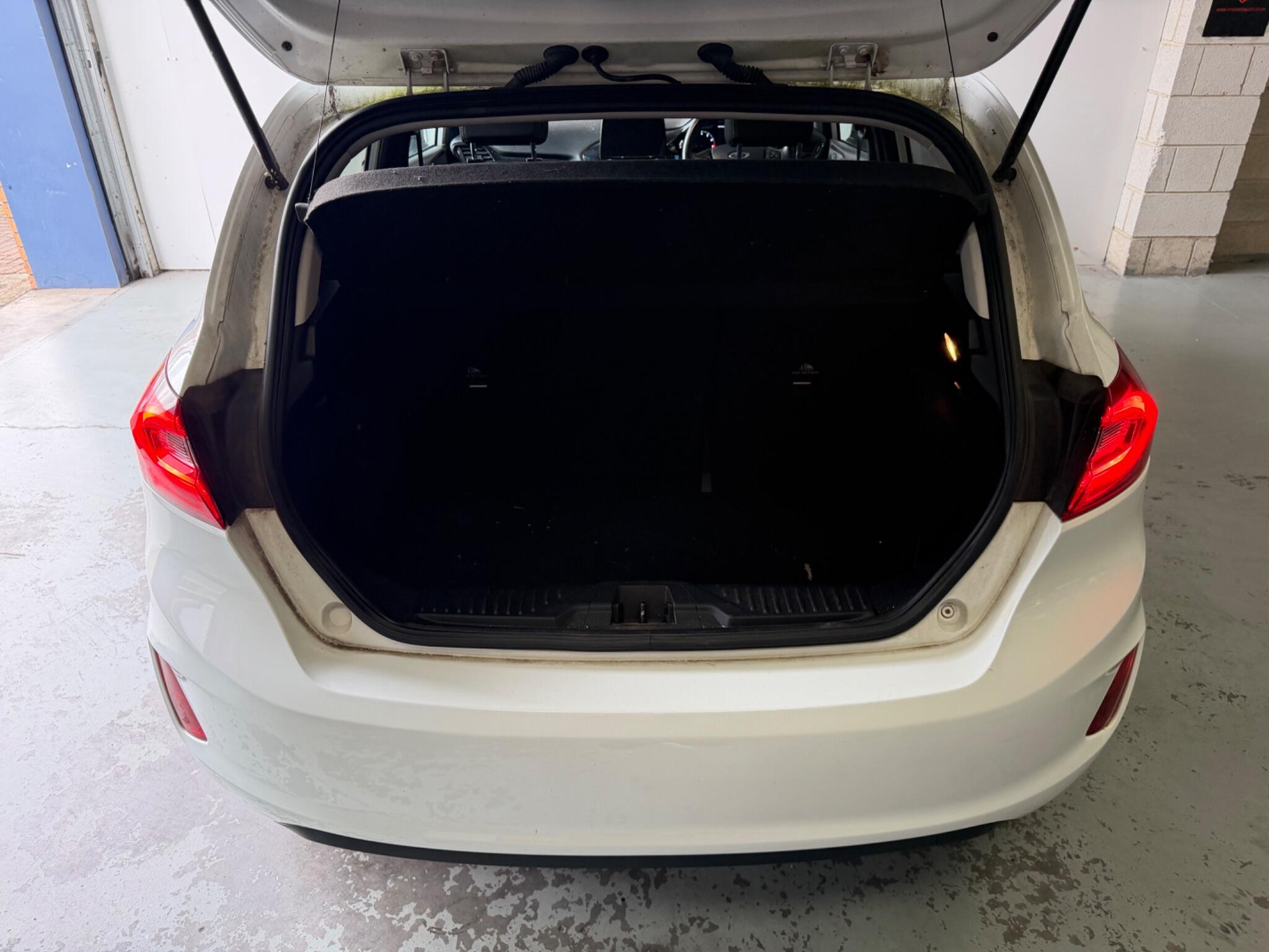 Ford Fiesta view 8
