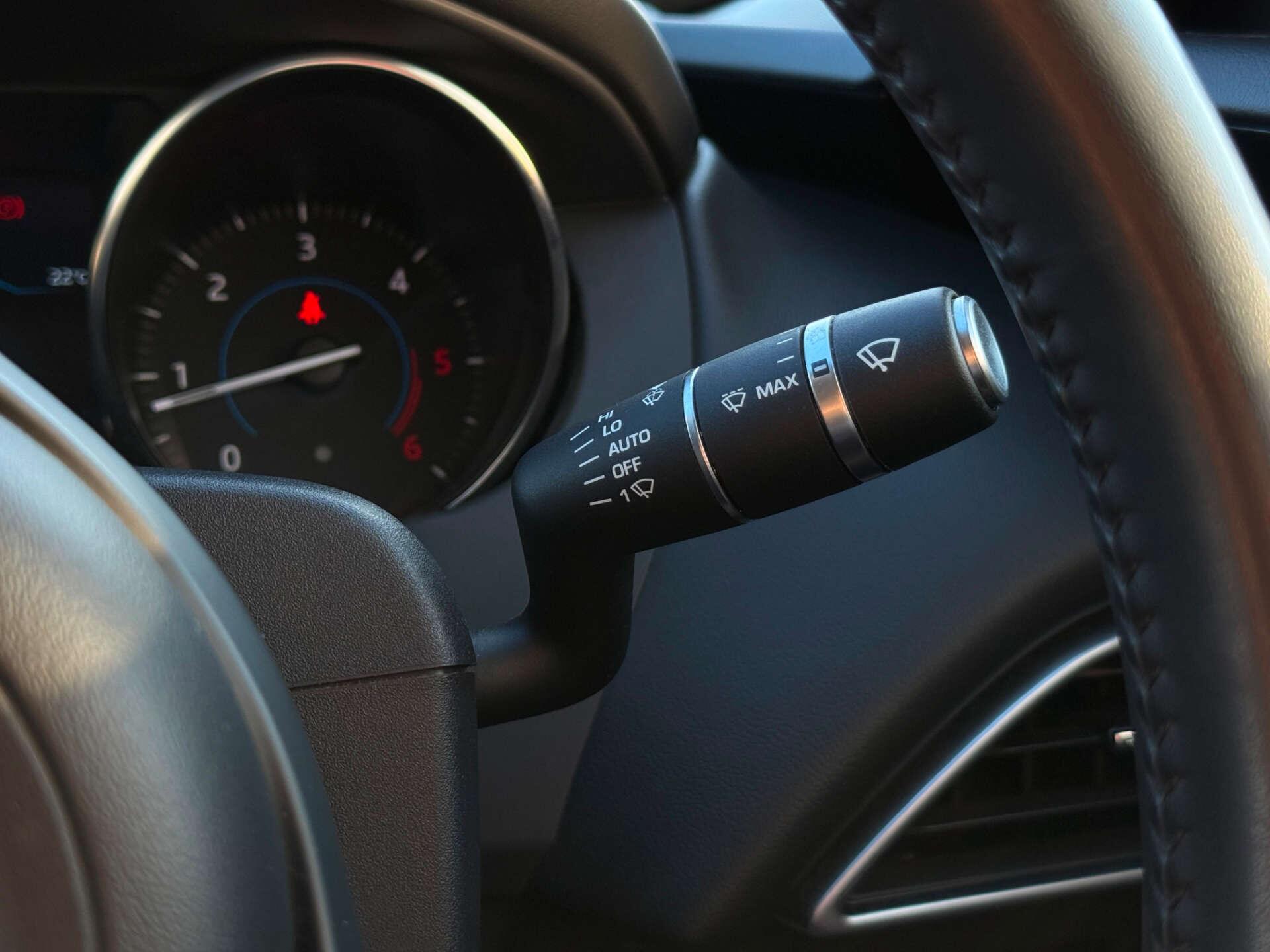 Jaguar Xe view 52