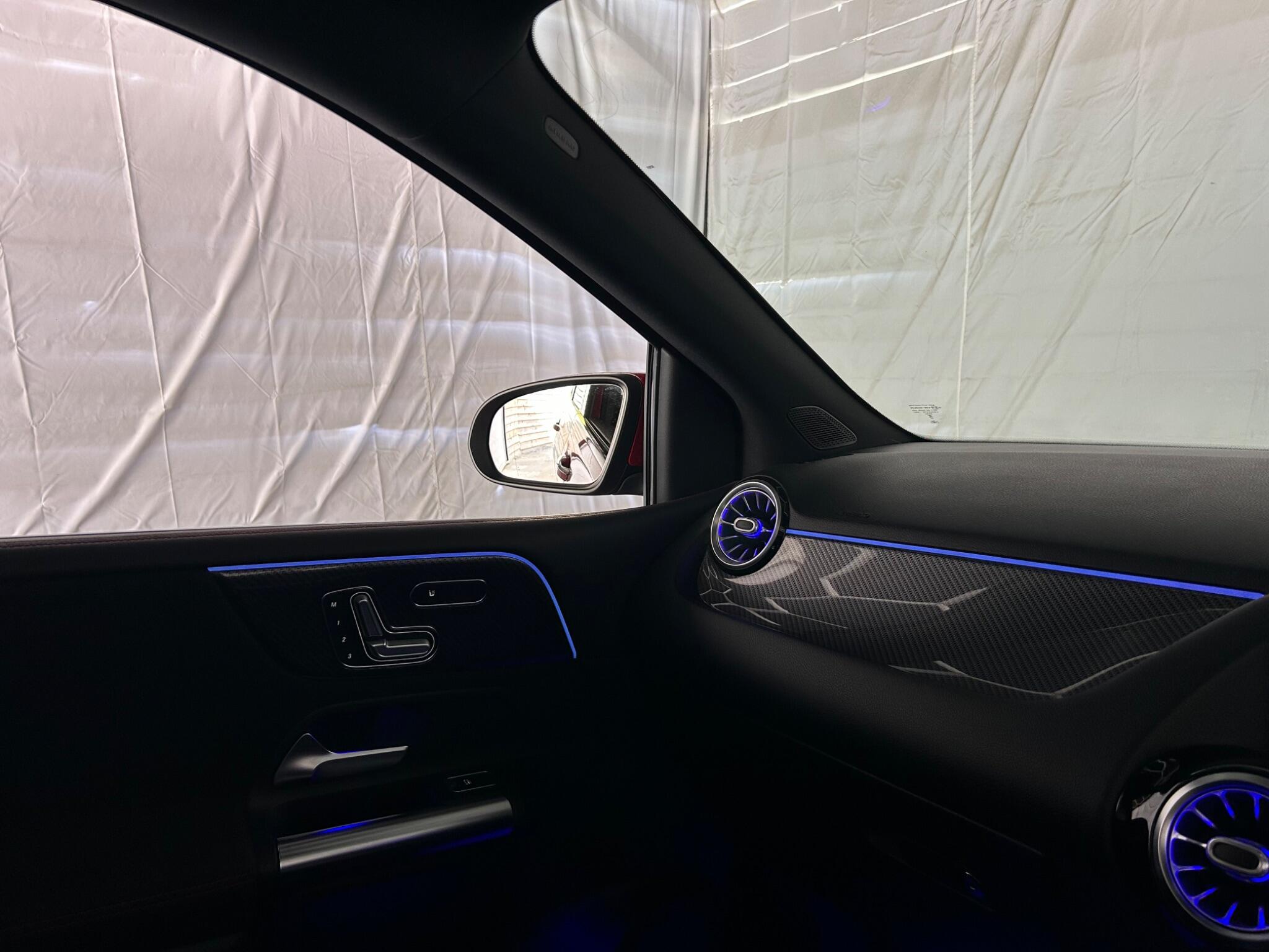 Mercedes-Benz B Class view 18