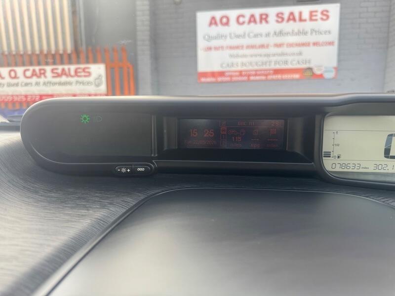 Citroen C3 Picasso view 23