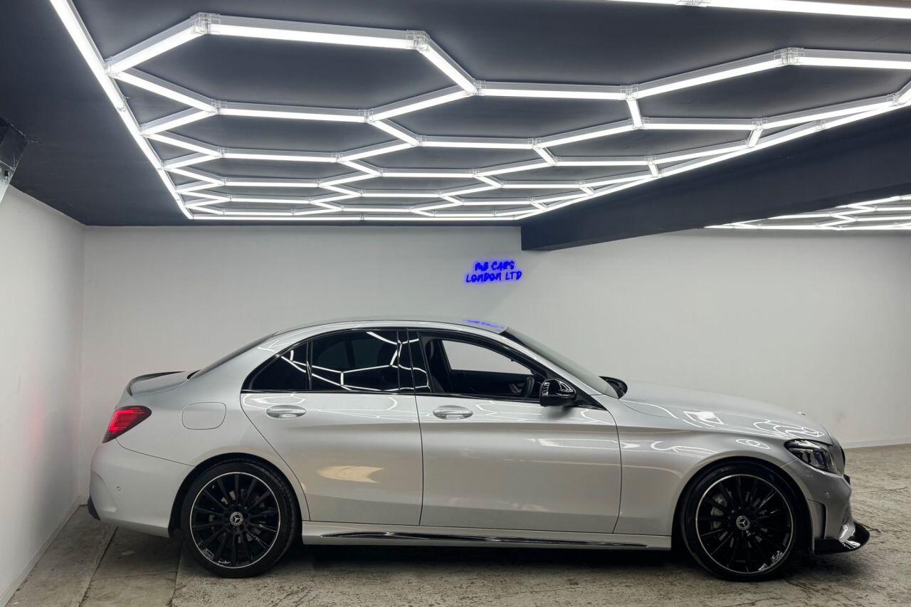 Mercedes-Benz C-Class view 11