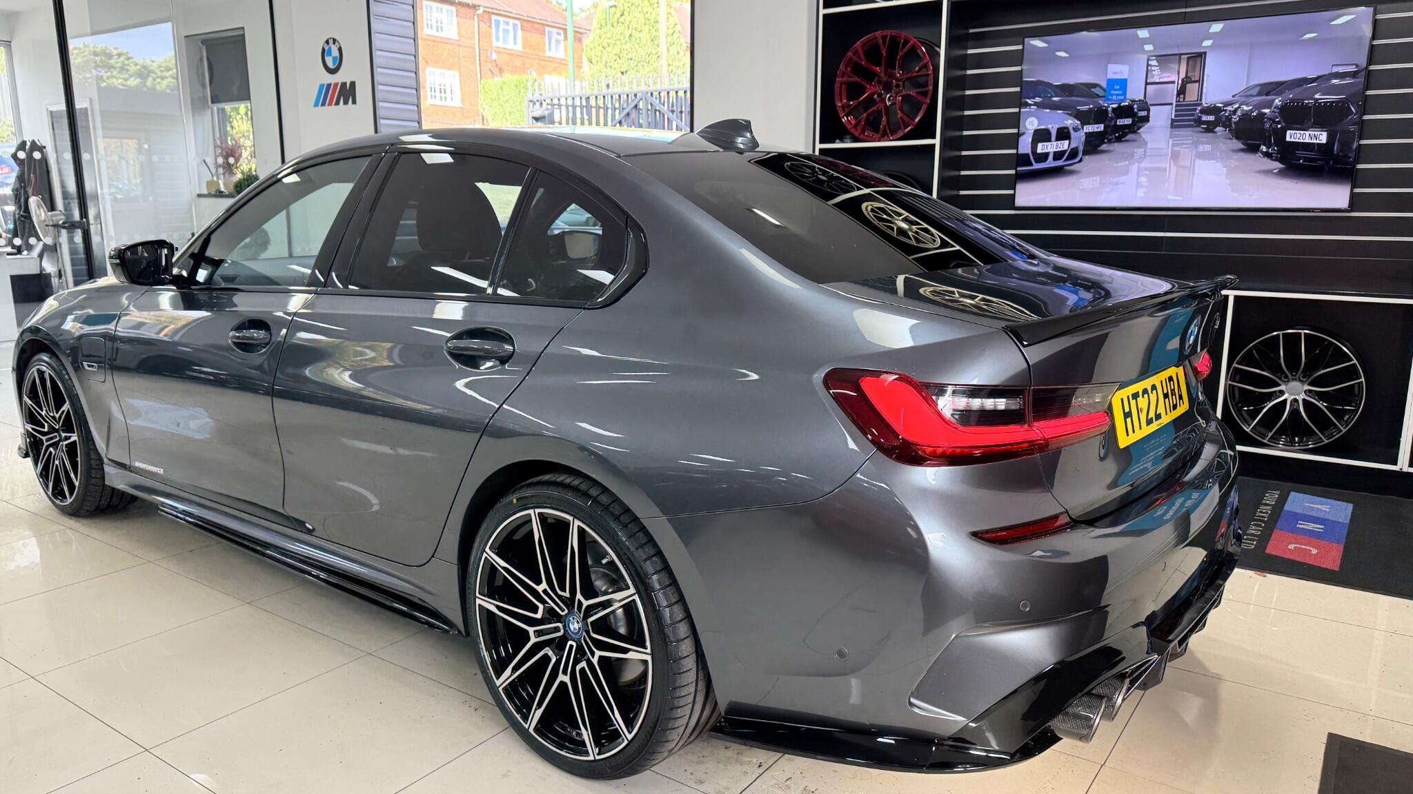 BMW 3 Series view 39