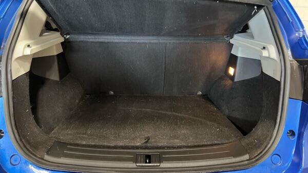 MG ZS view 12