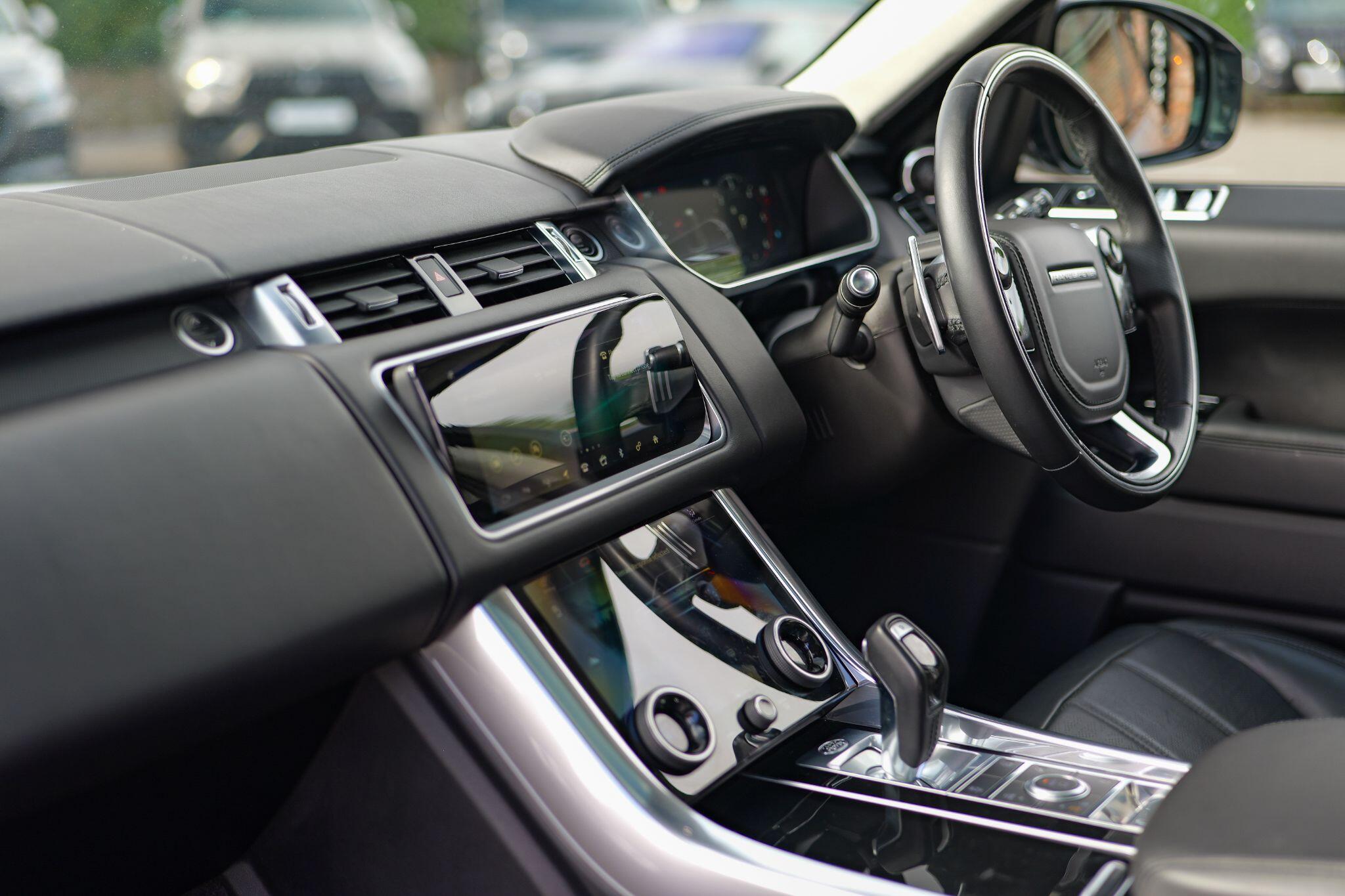 Land Rover Range Rover Sport view 21