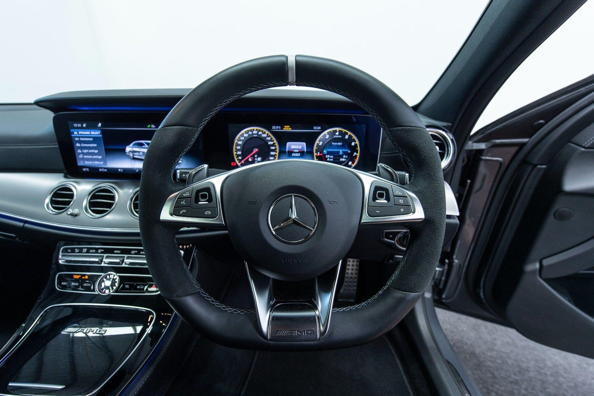 Mercedes-Benz E Class view 16