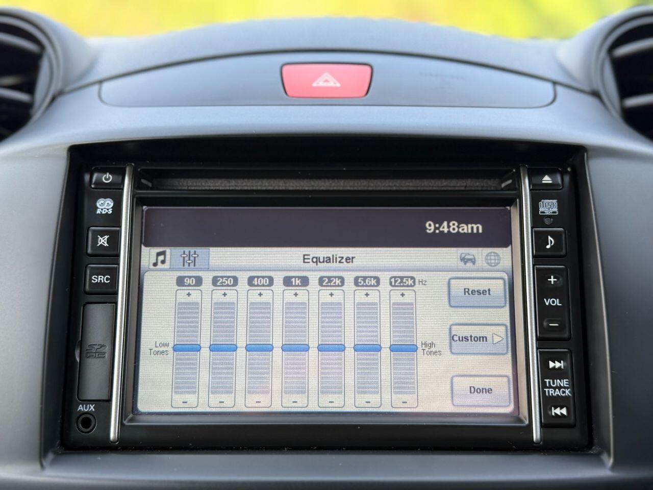 Mazda Mazda2 view 19