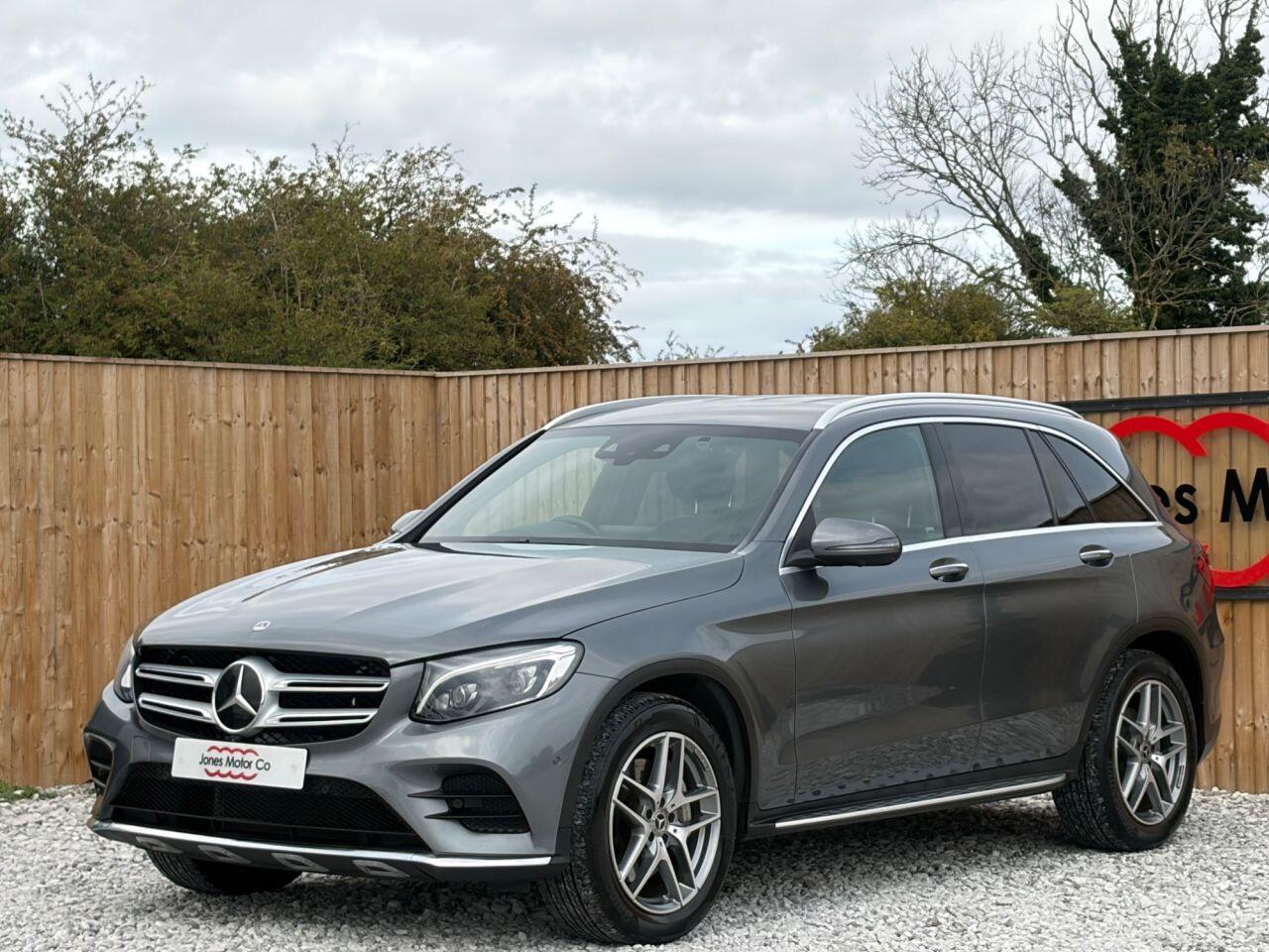 Mercedes-Benz GLC view 4