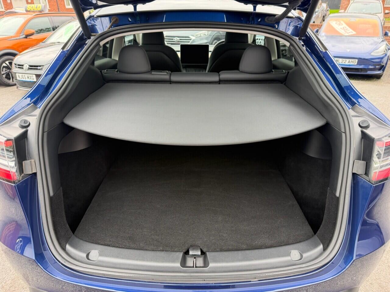 Tesla Model Y view 23