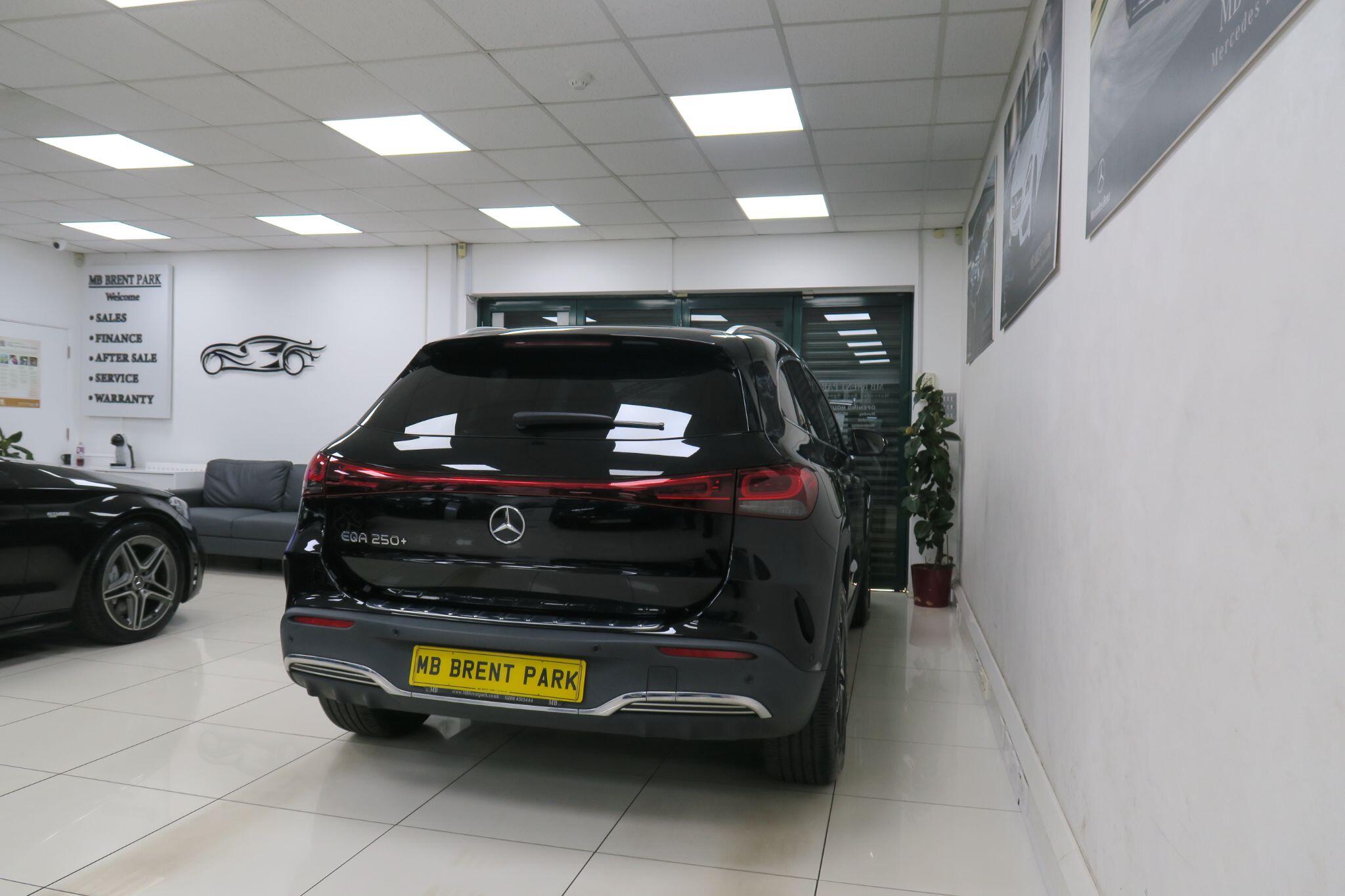 Mercedes-Benz Eqa view 7