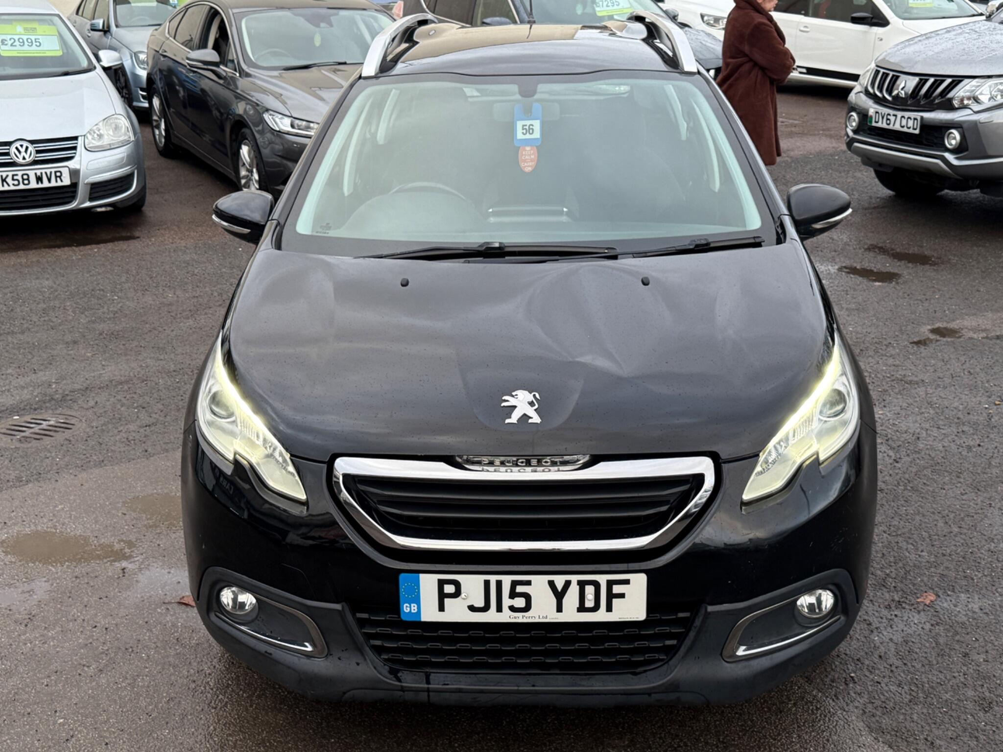 Peugeot 2008 - Image 8