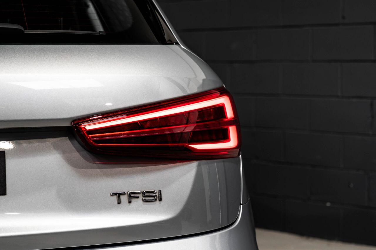 Audi Q3 view 47