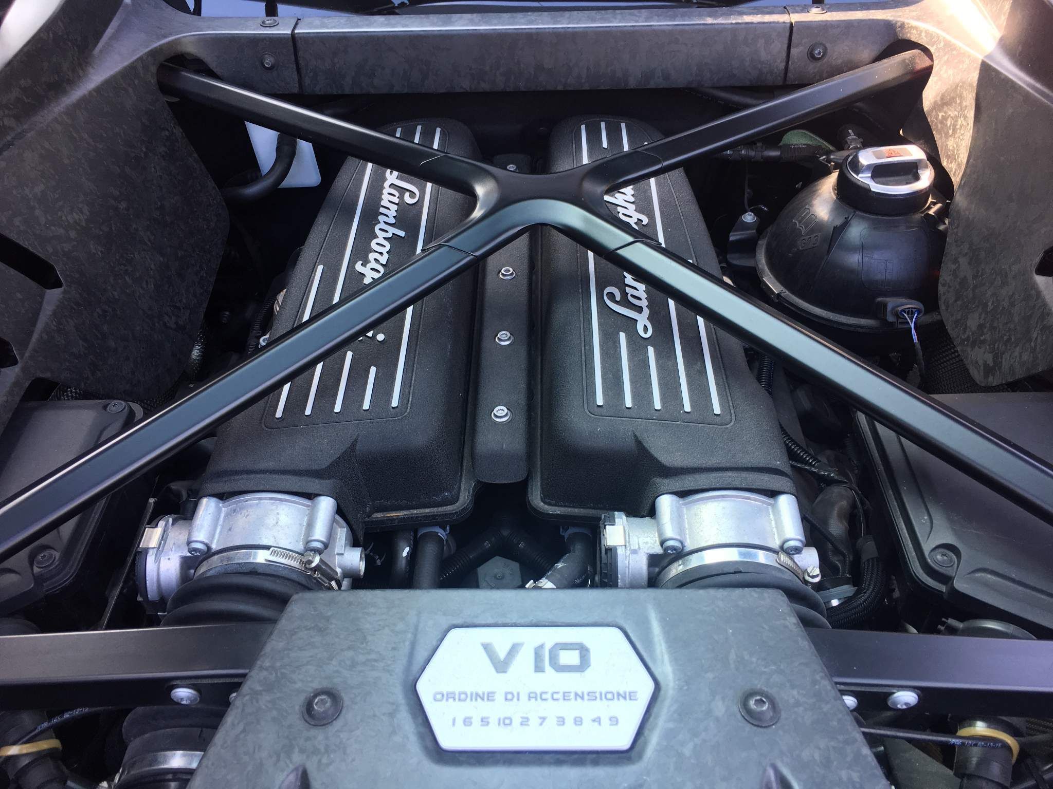 Lamborghini Huracan view 26