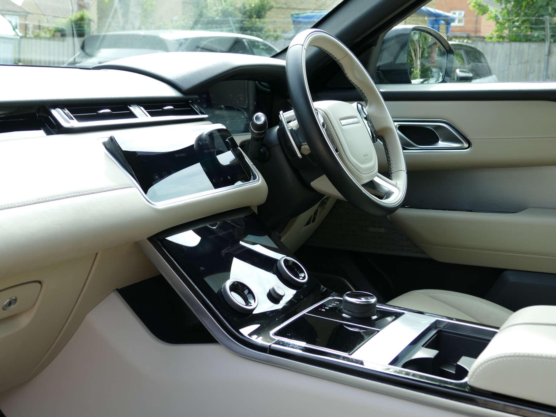 Land Rover Range Rover Velar view 25
