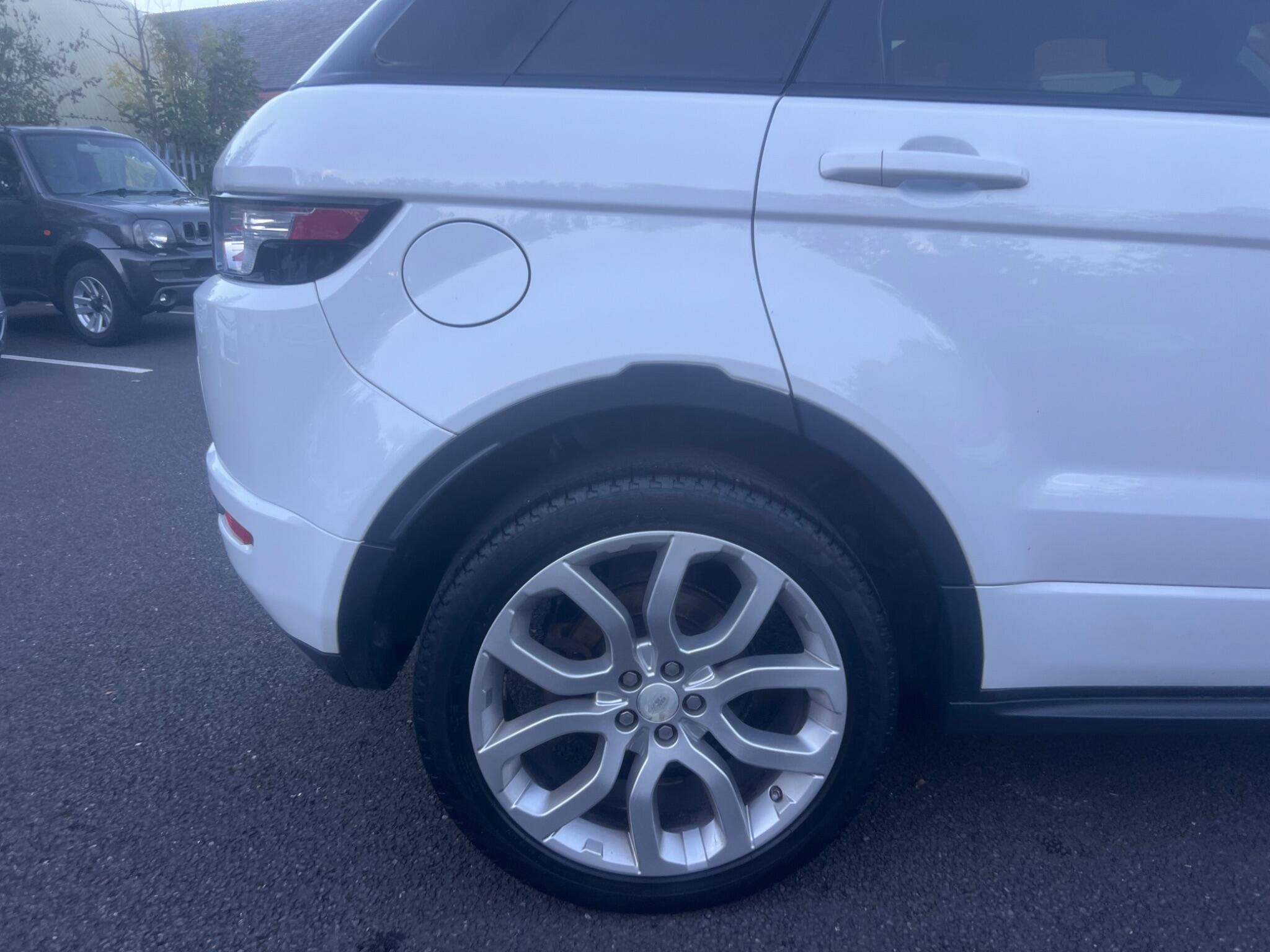 2015 Land Rover Range Rover Evoque 2.2 SD4 Dynamic Auto 4WD Euro 5 (s/s) 5dr • 75,570 miles image 10