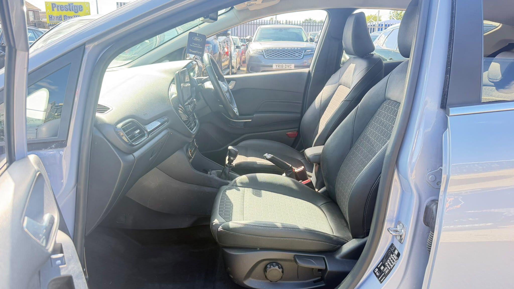 Ford Fiesta view 28