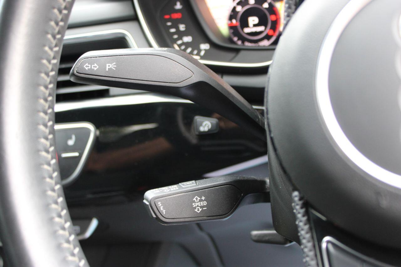 Audi A4 view 44
