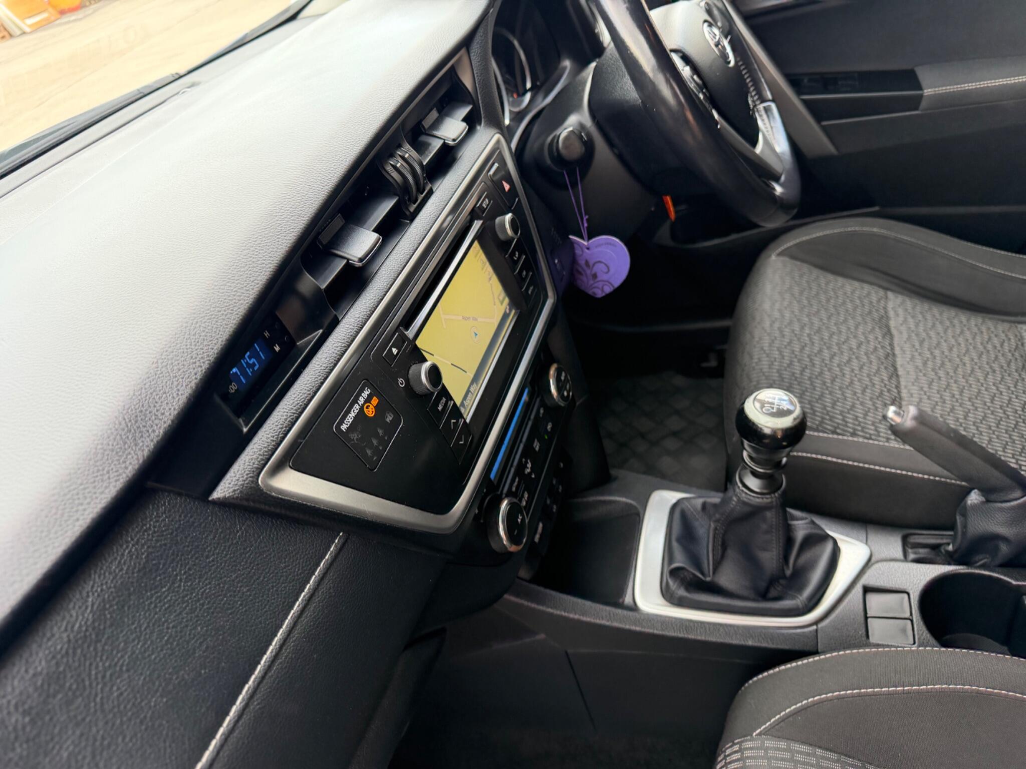 Toyota Auris view 56