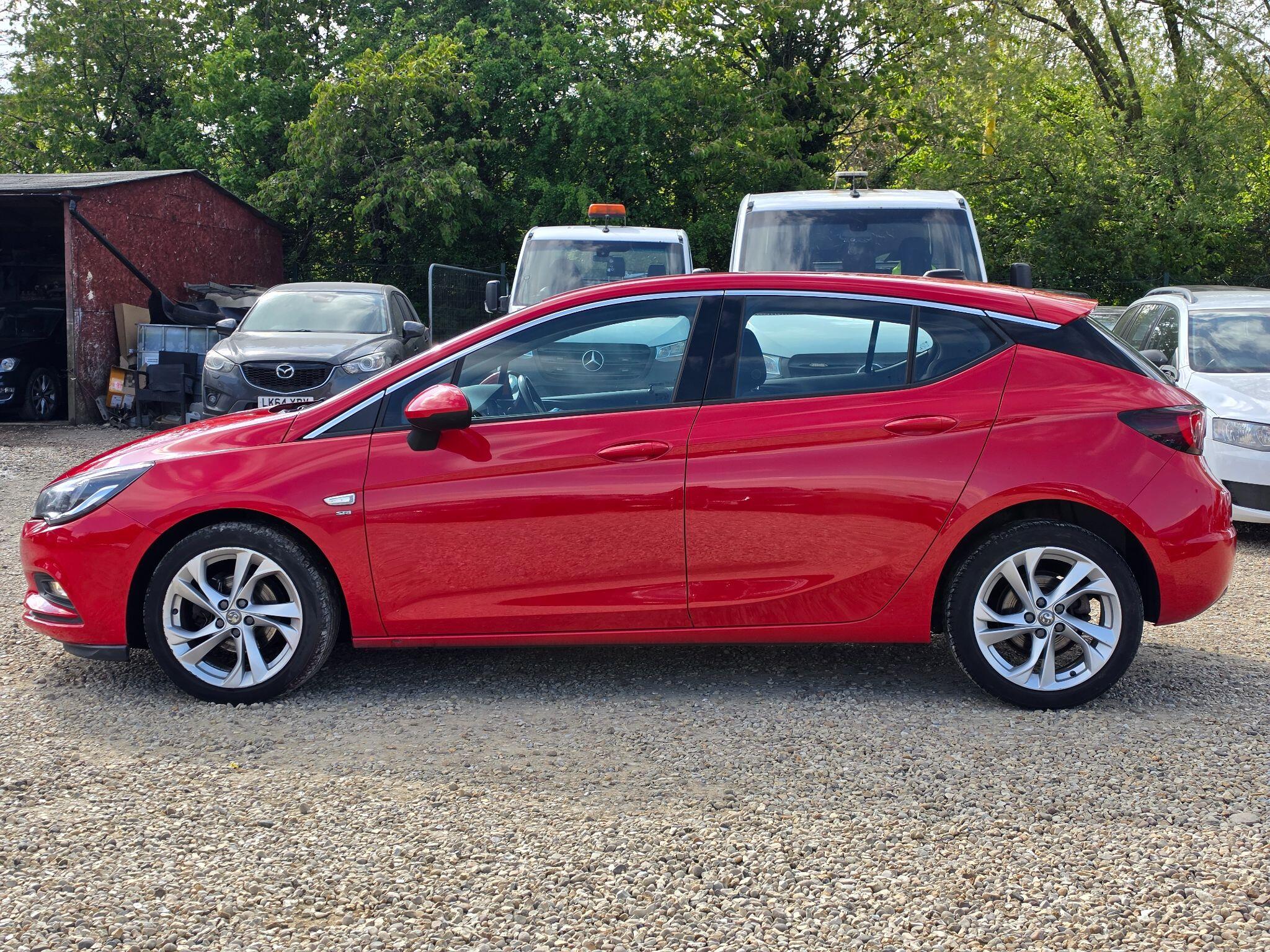 Vauxhall Astra view 6