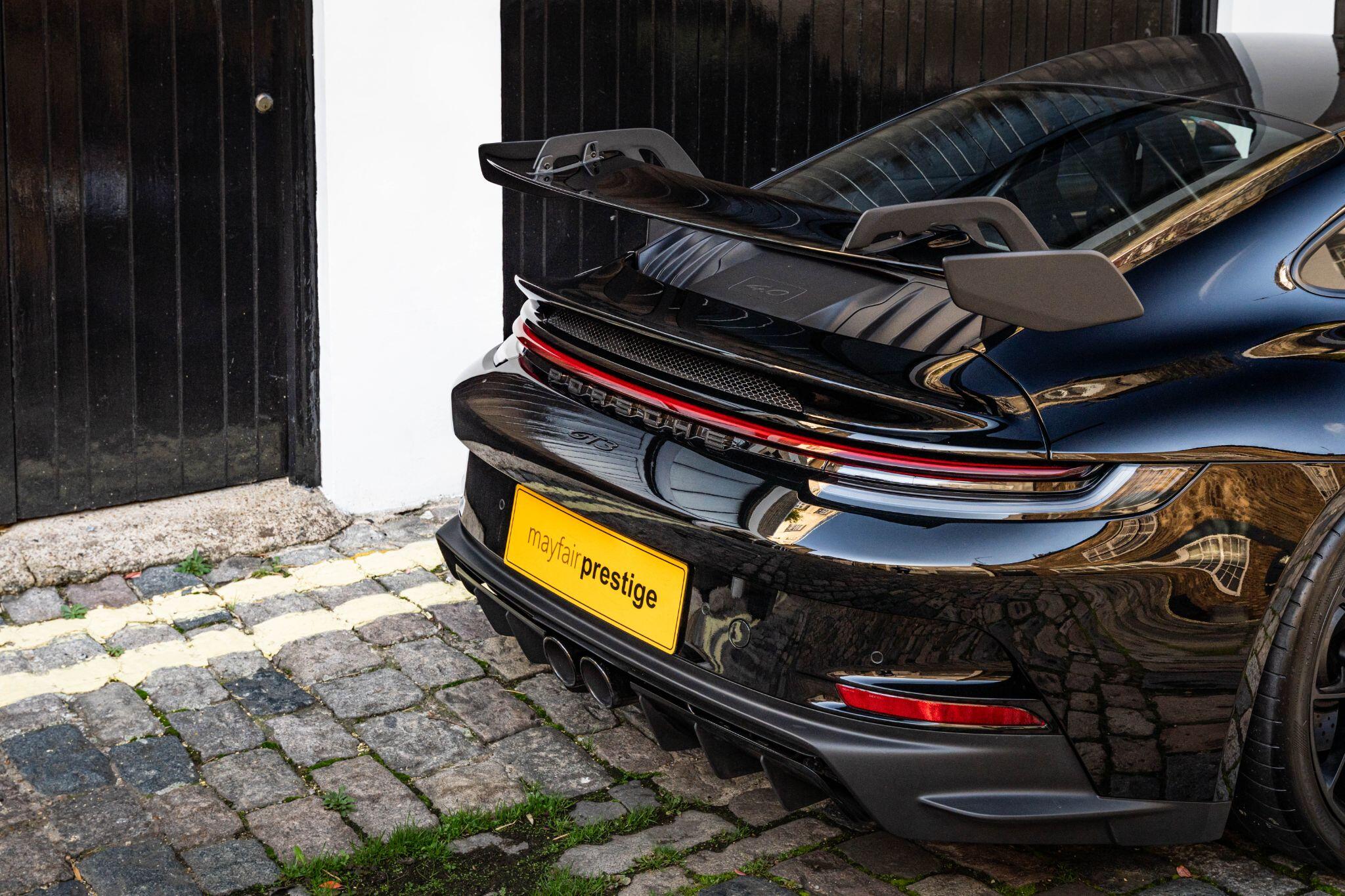 Porsche 911 view 49