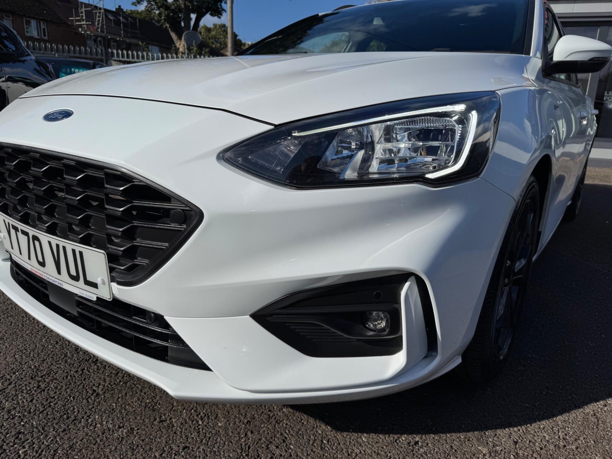 Ford Focus view 39