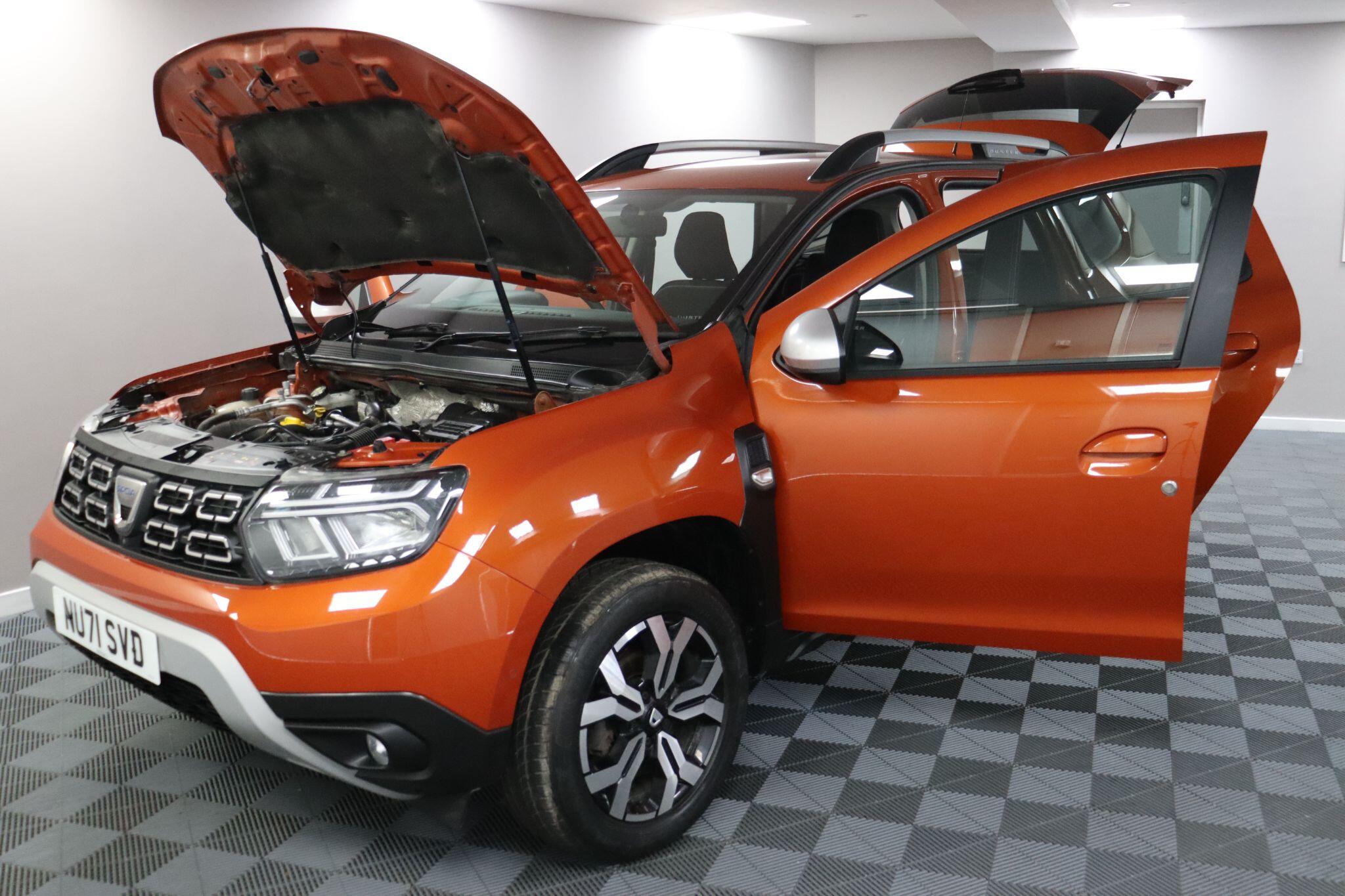 Dacia Duster view 25