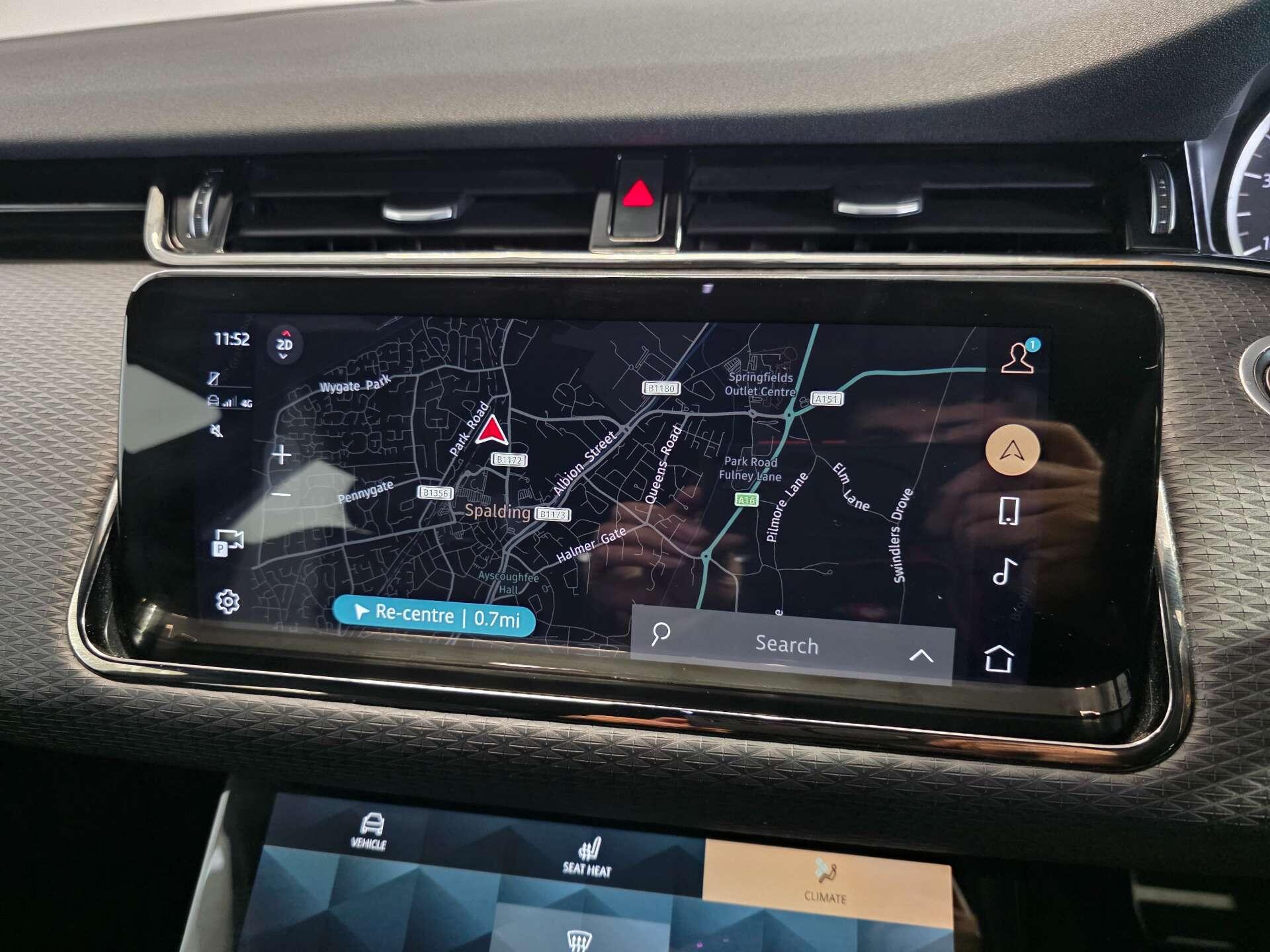 Land Rover Range Rover Evoque view 24