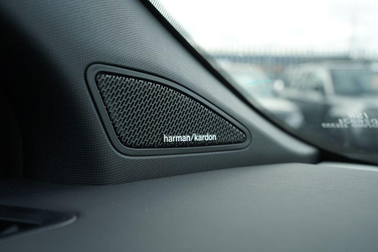 Volkswagen Amarok view 43