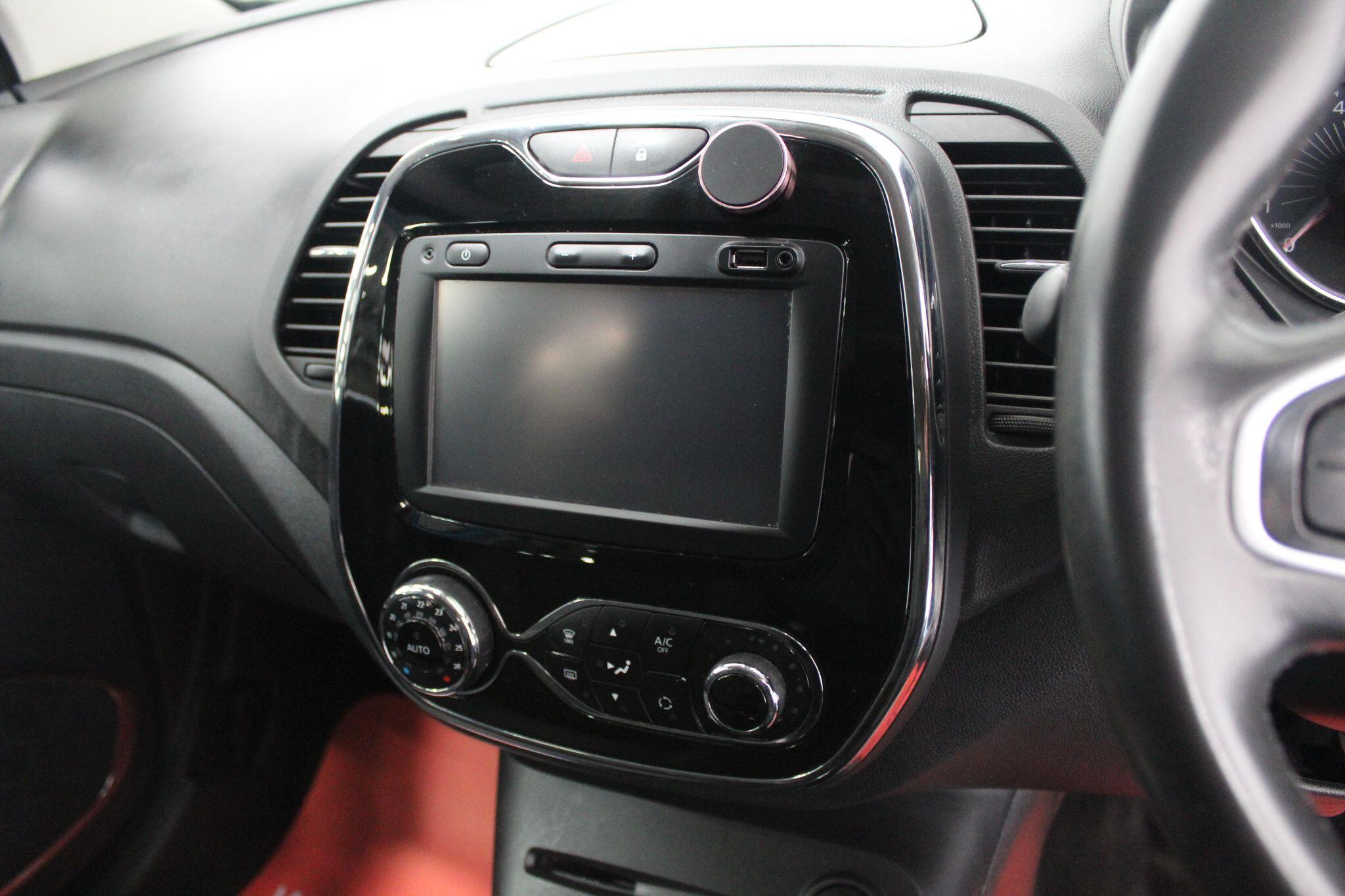 Renault Captur view 39