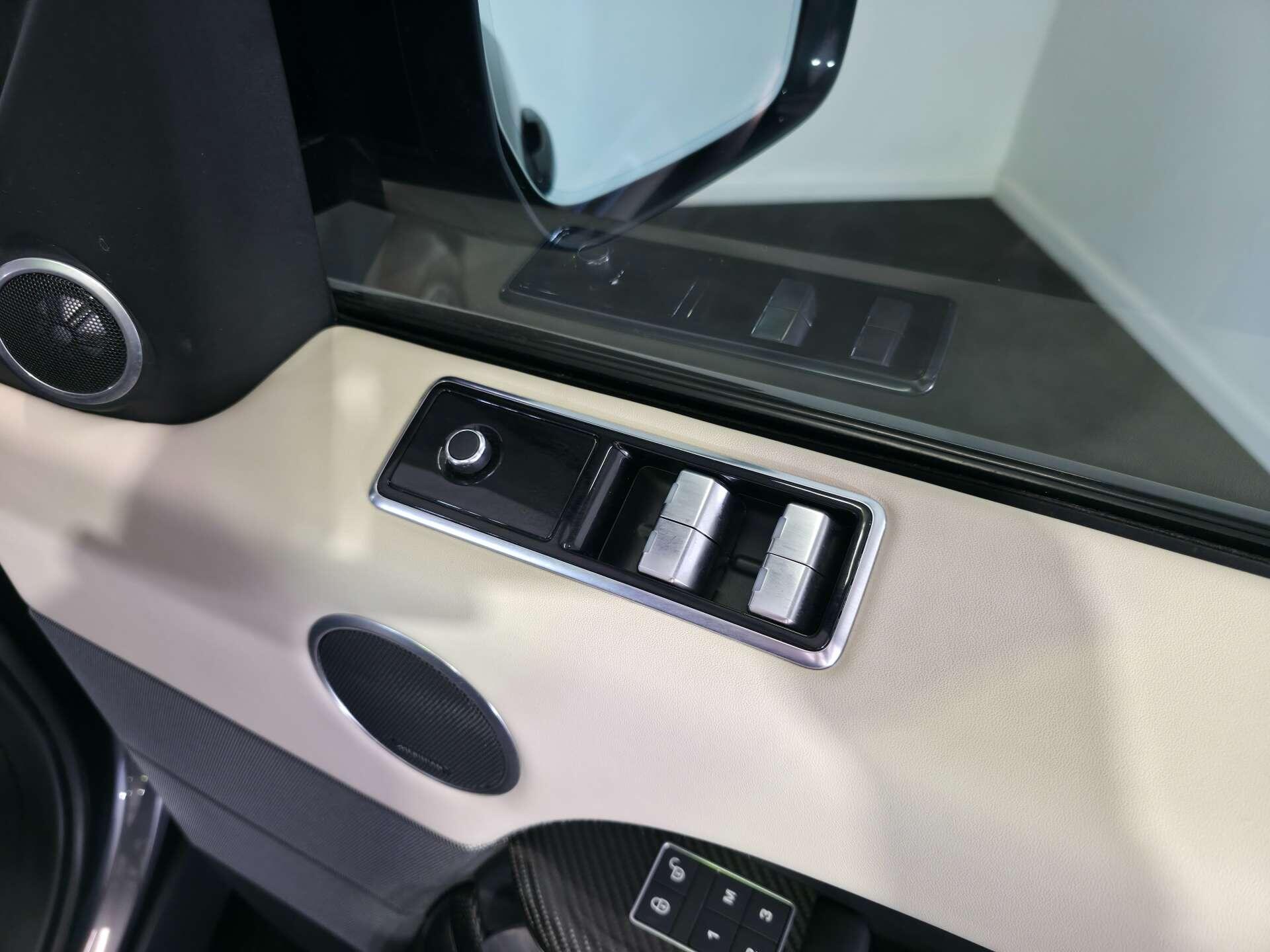 Land Rover Range Rover Sport view 29