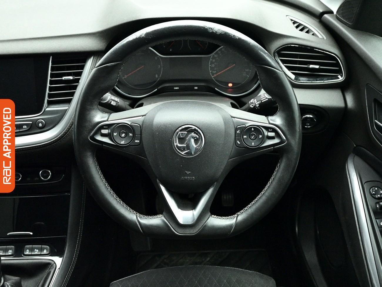 Vauxhall Grandland X view 9