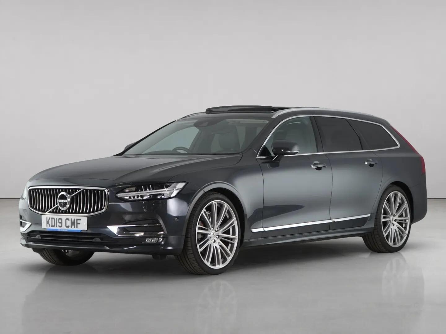 Volvo V90 view 2