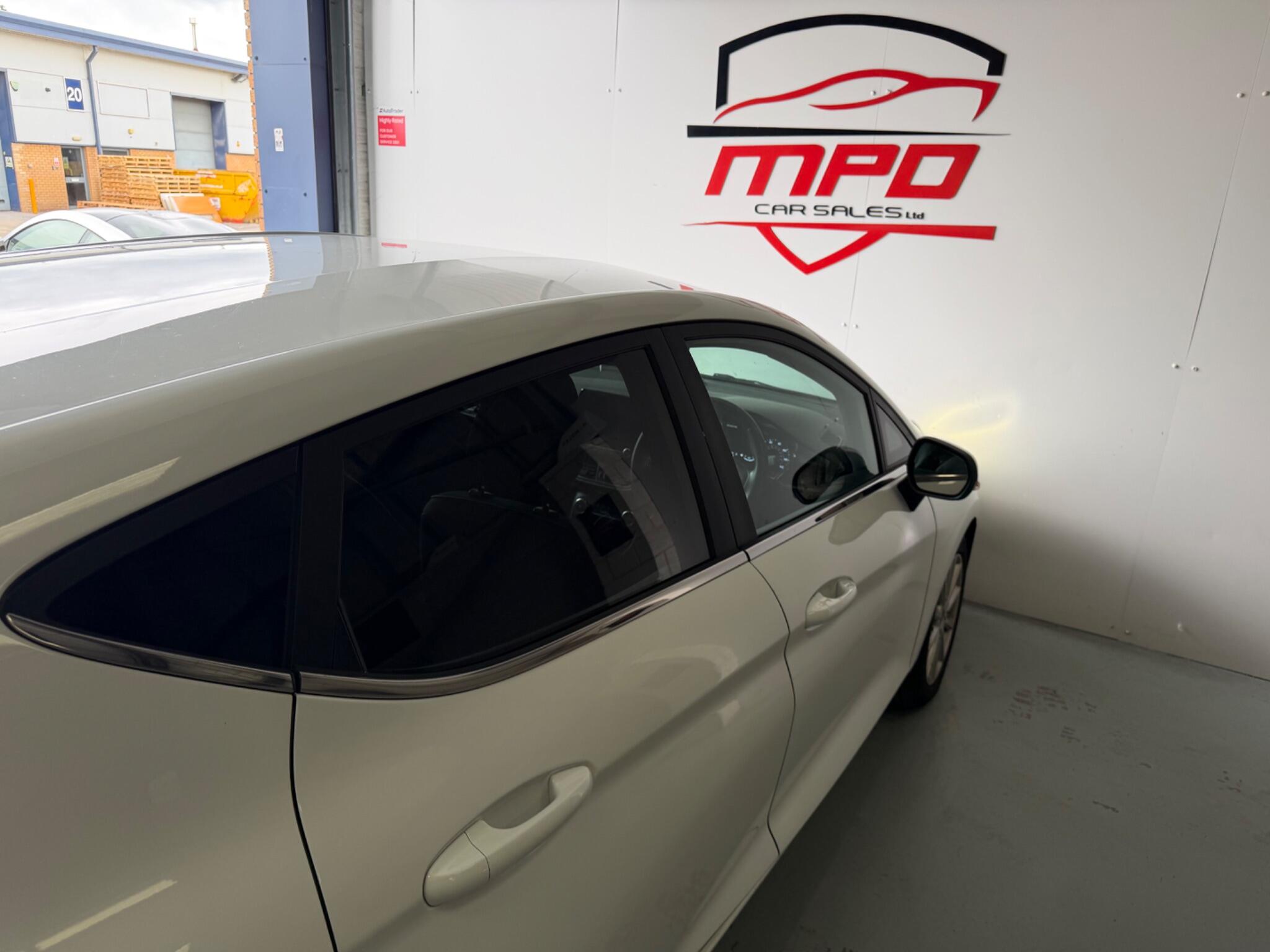 Ford Fiesta view 9