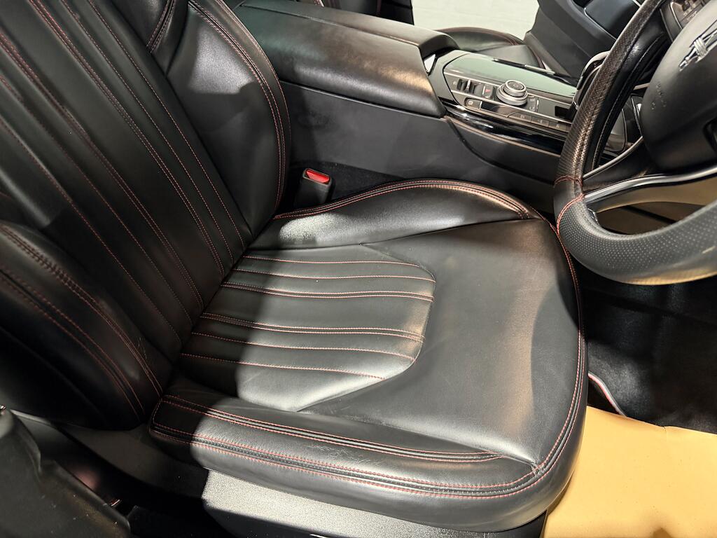 Maserati Levante view 46