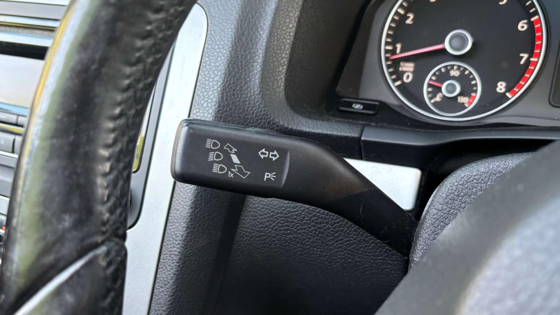 Volkswagen Eos view 19