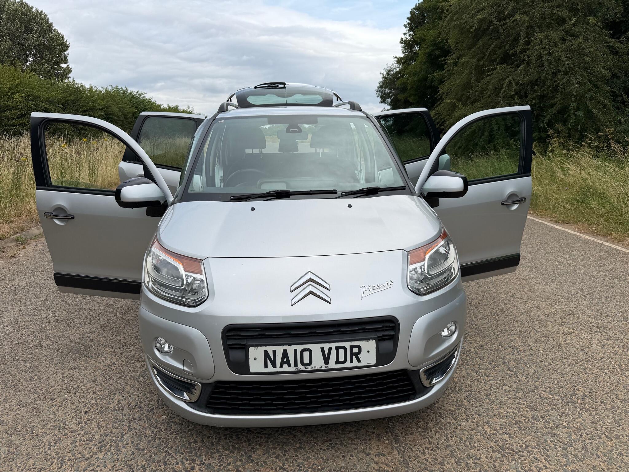 Citroen C3 Picasso view 27